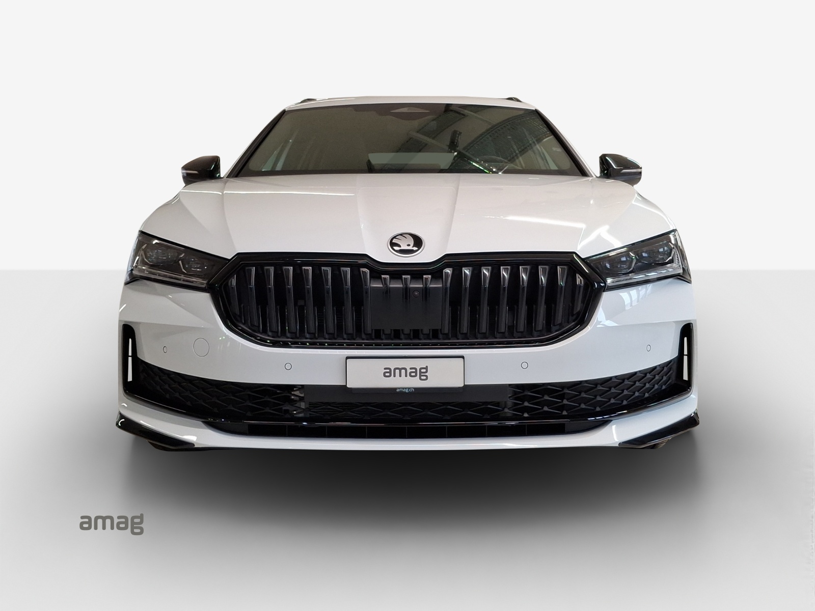 SKODA Superb Combi 1.5 TSI PHEV Sportline DSG-image-6