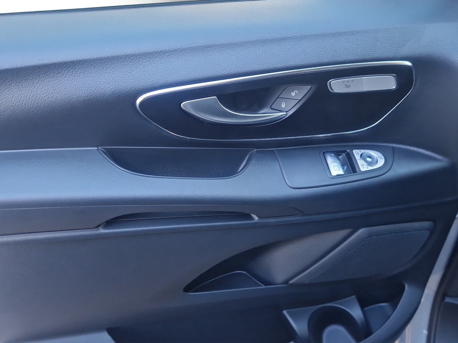 Image MERCEDES-BENZ VITO Vito 116 CDI Lang Select Family Tourer 4Matic 9G-Tronic