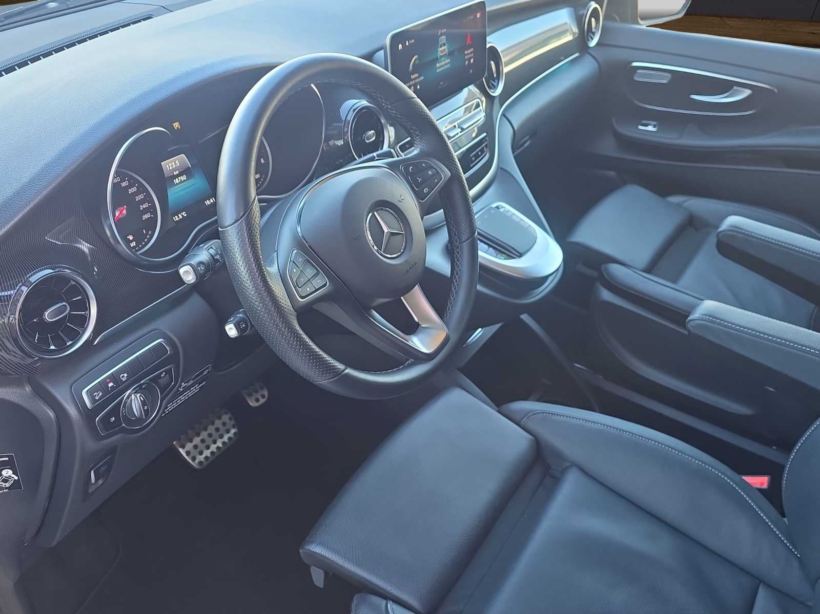 MERCEDES-BENZ Marco Polo 300 d 4M Automat AHK Standheizung-image-9