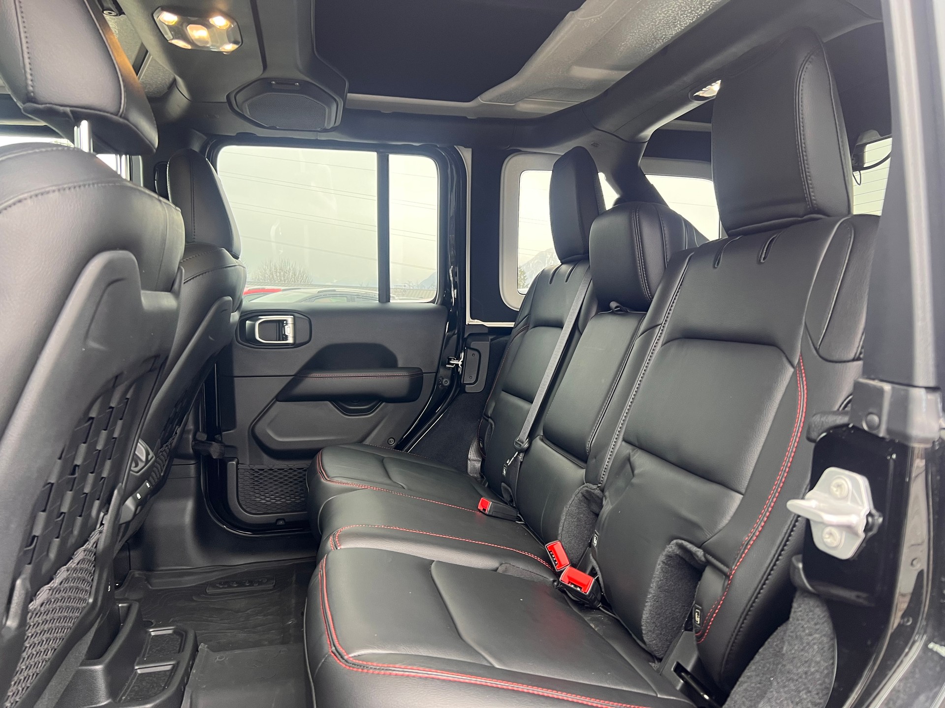 JEEP Wrangler 2.0 Rubicon-image-6
