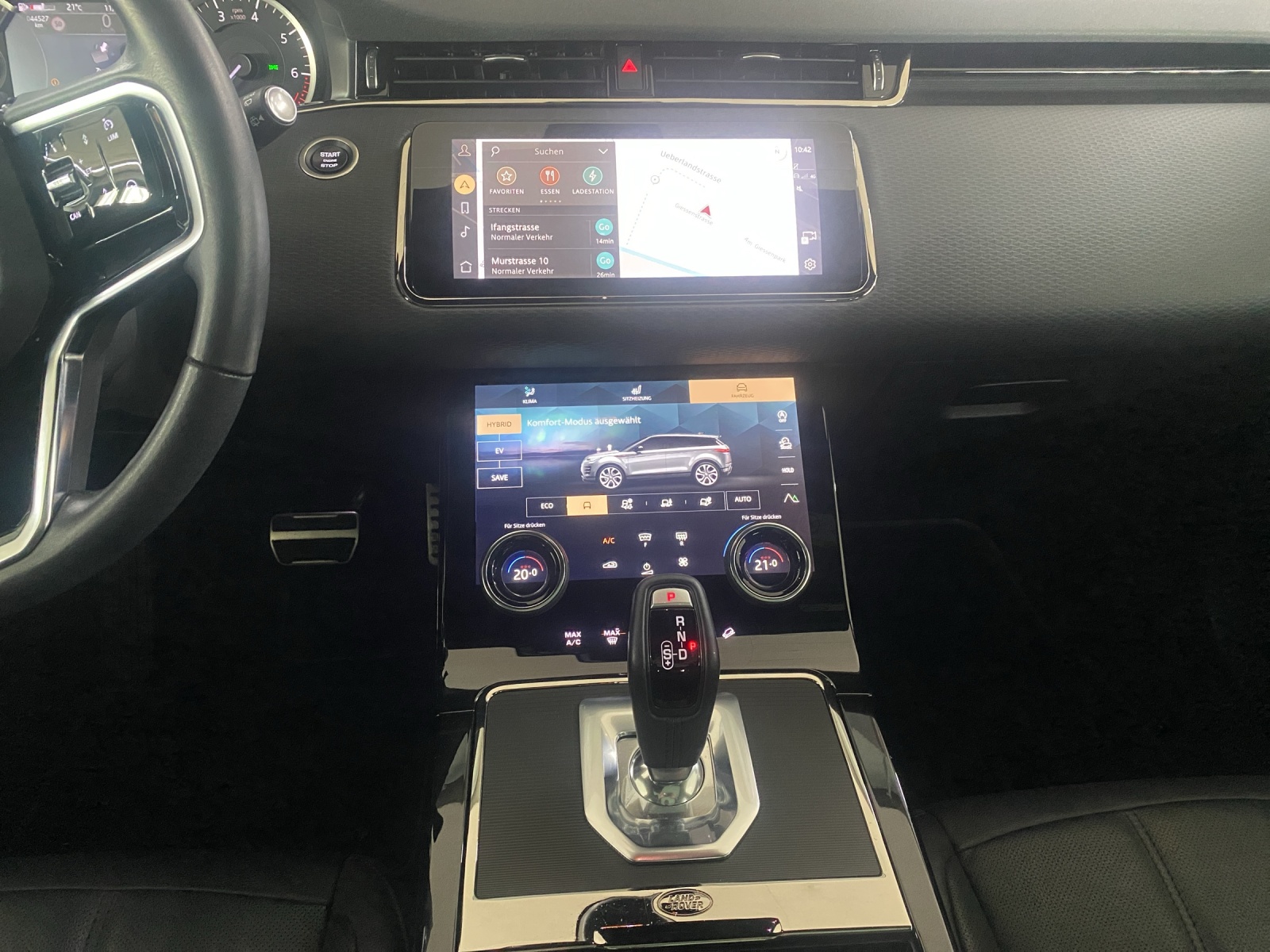 LAND ROVER Range Rover Evoque P 300e SE AT8-image-10