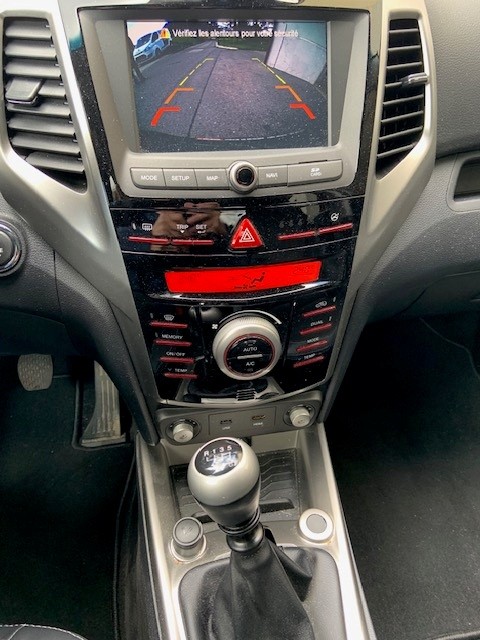 KGM-SsangYong Tivoli 1.6 e-XGi Sapphire 2WD-image-10