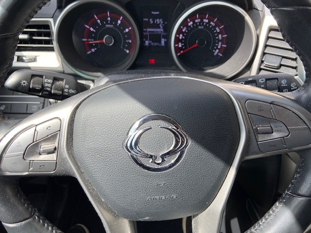 KGM-SsangYong Tivoli 1.6 e-XGi Sapphire 2WD-image-11