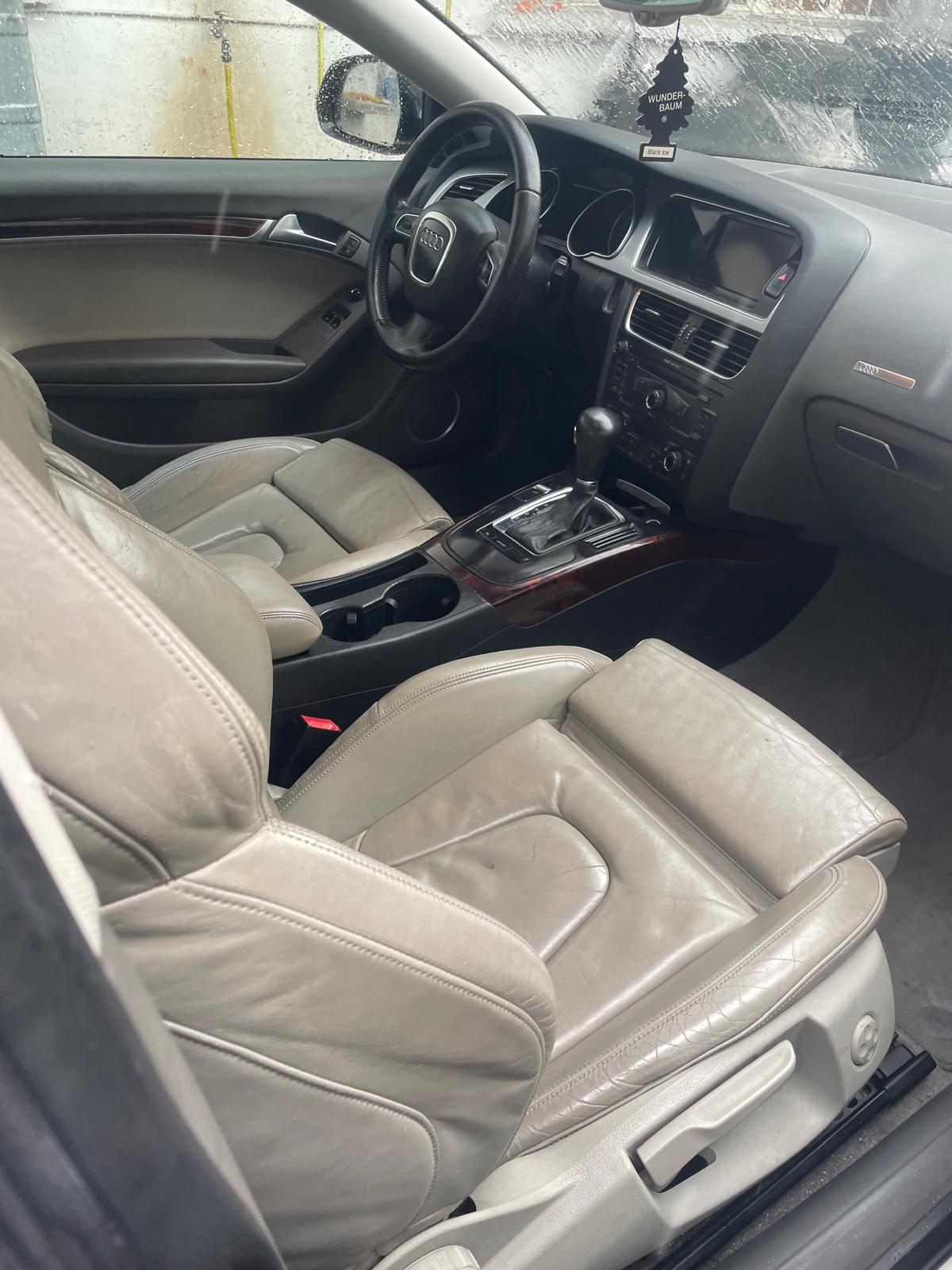 AUDI A5 Coupé 2.7 TDI multitronic-image-13