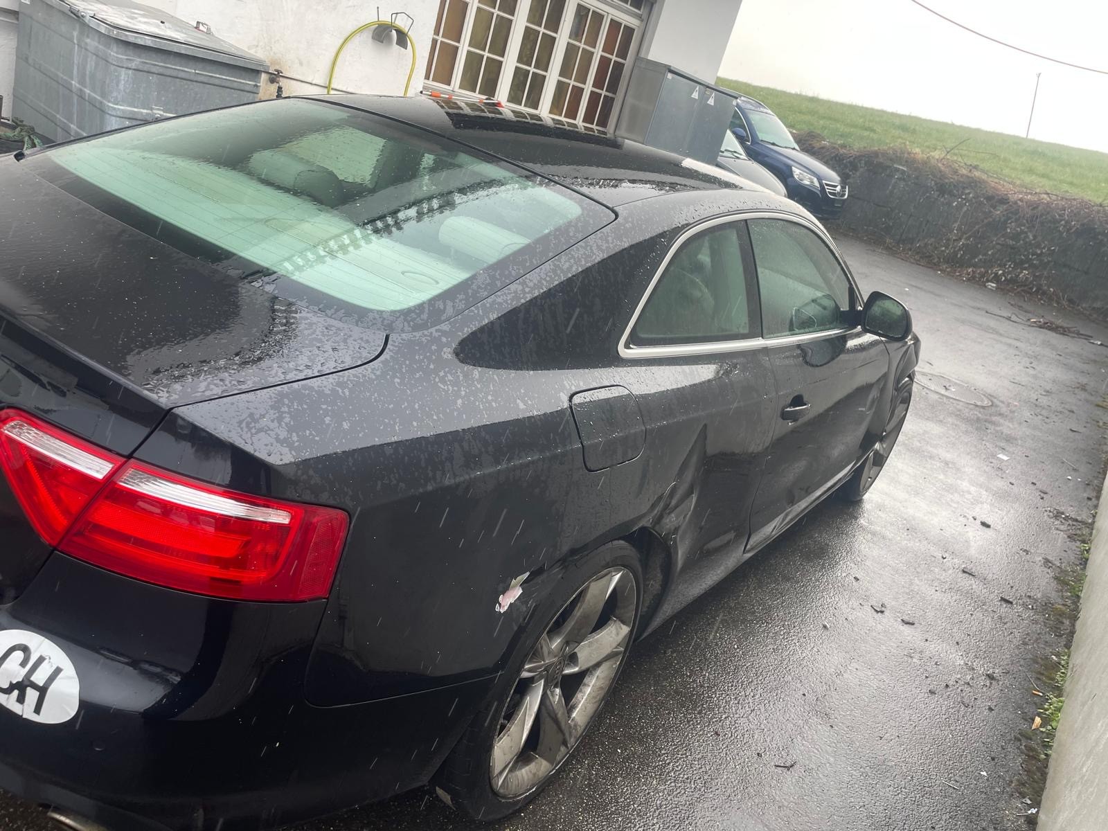 AUDI A5 Coupé 2.7 TDI multitronic-image-10