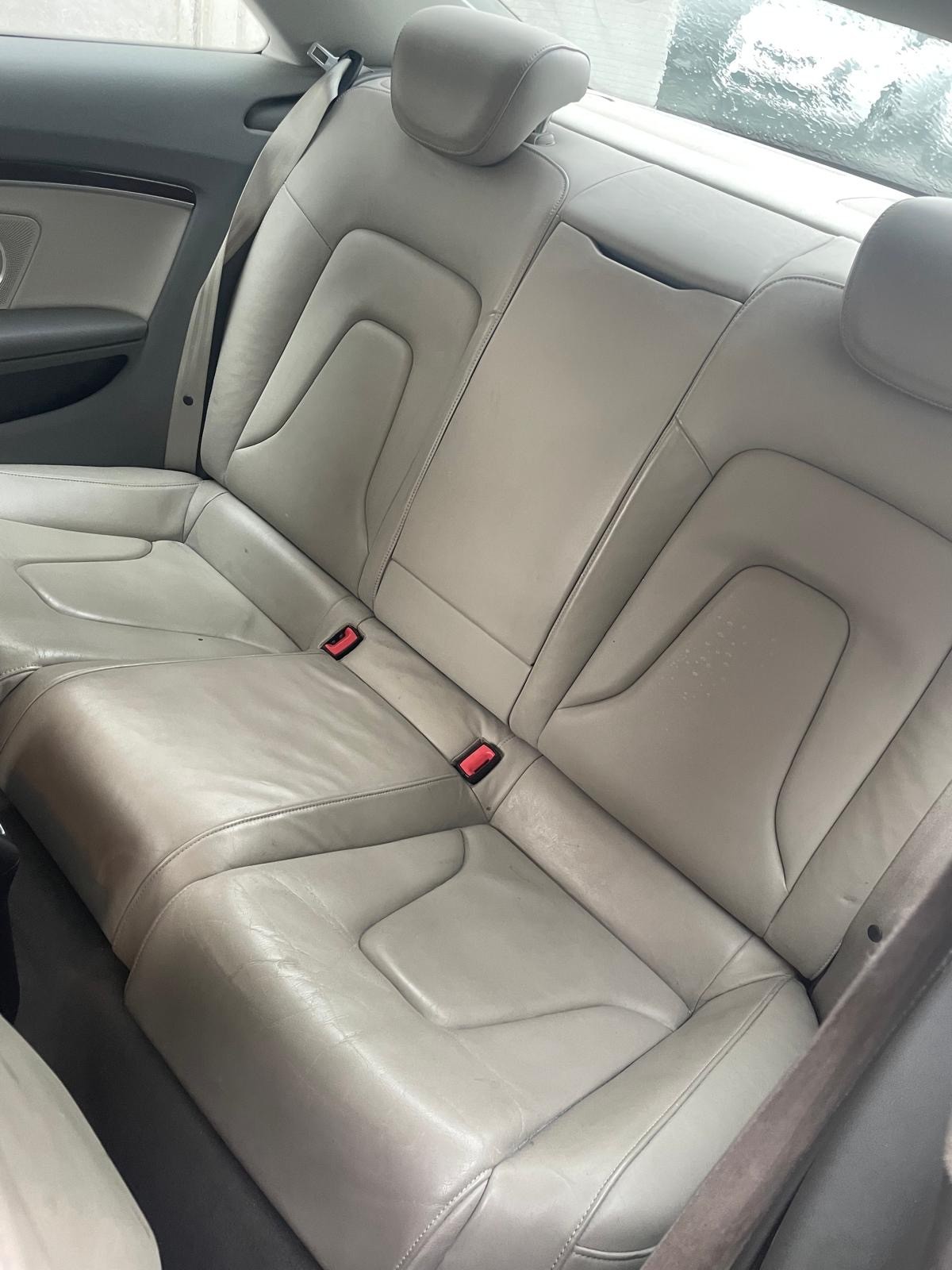 AUDI A5 Coupé 2.7 TDI multitronic-image-8