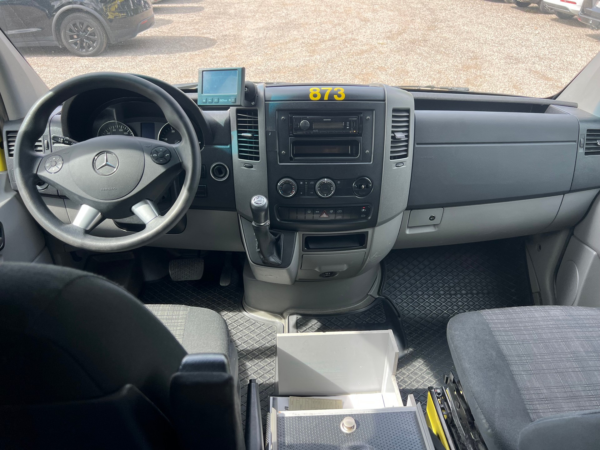 MERCEDES-BENZ AMBULANCE Sprinter 319 BlueTec Standard 7G-Tronic-image-9