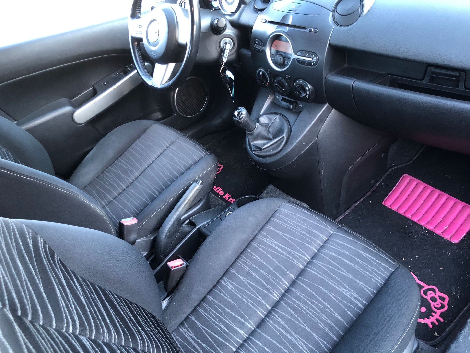 MAZDA 2 1.3i 16V Exclusive-image-6