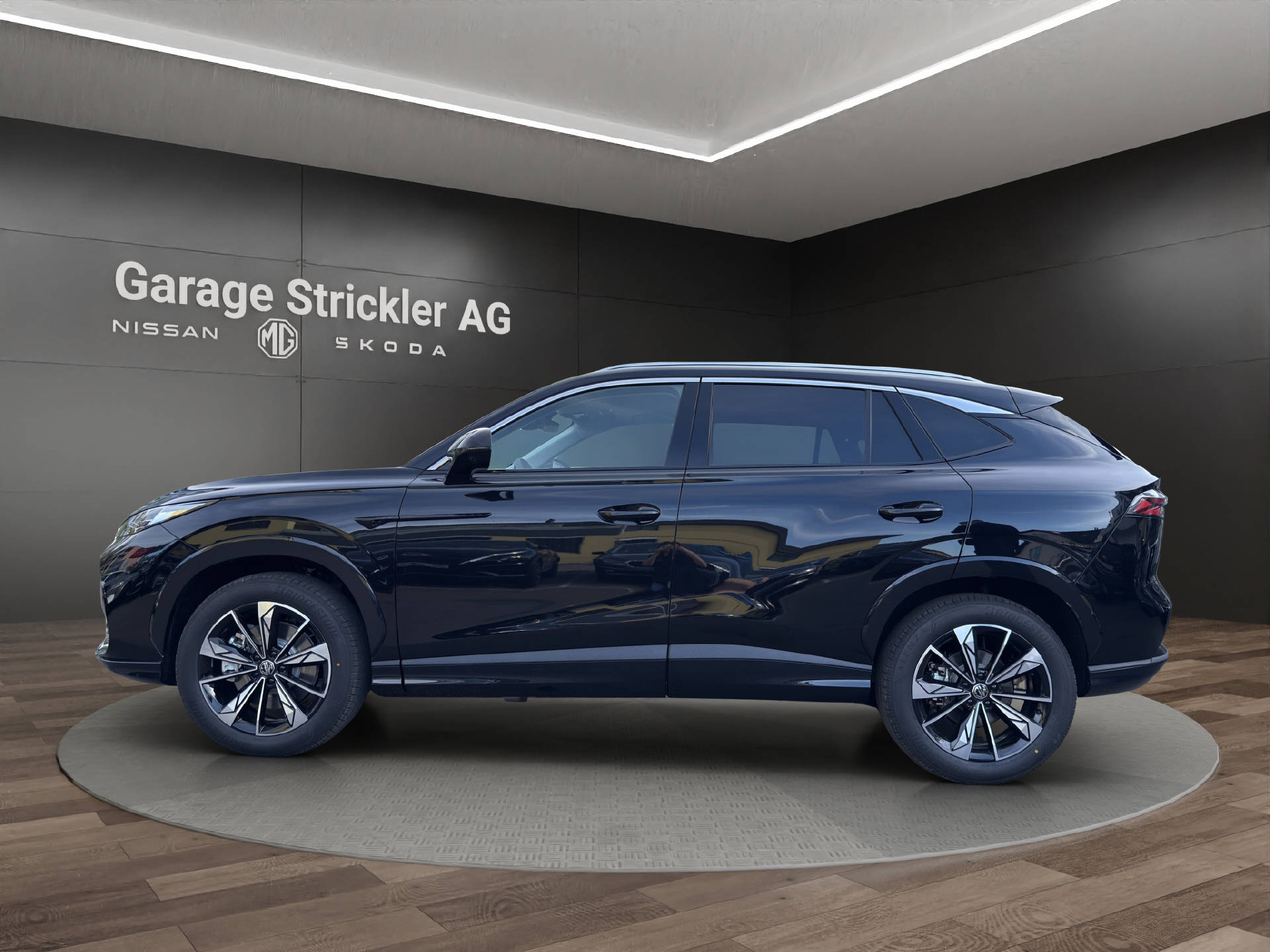MG HS 1.5 Hybrid Luxury-showroom-element-1