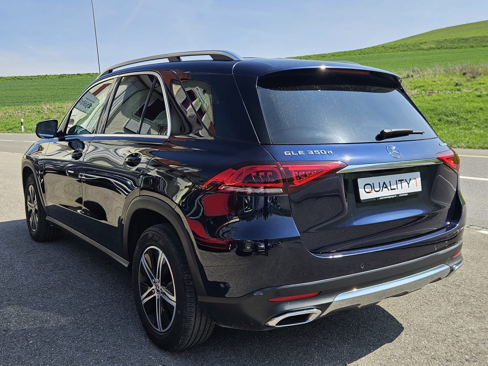 MERCEDES-BENZ GLE 350 d 4Matic 9G-Tronic-image-3