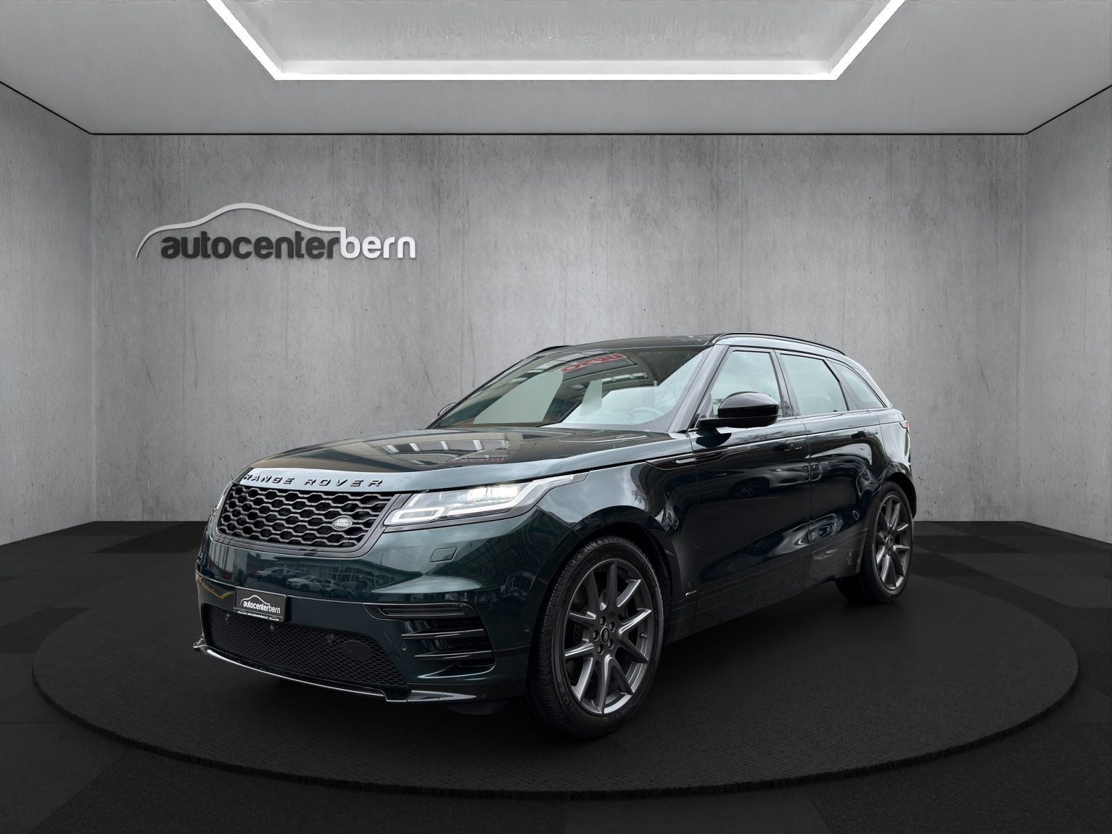 LAND ROVER Range Rover Velar R-Dynamic P 400 Automatic-image-2