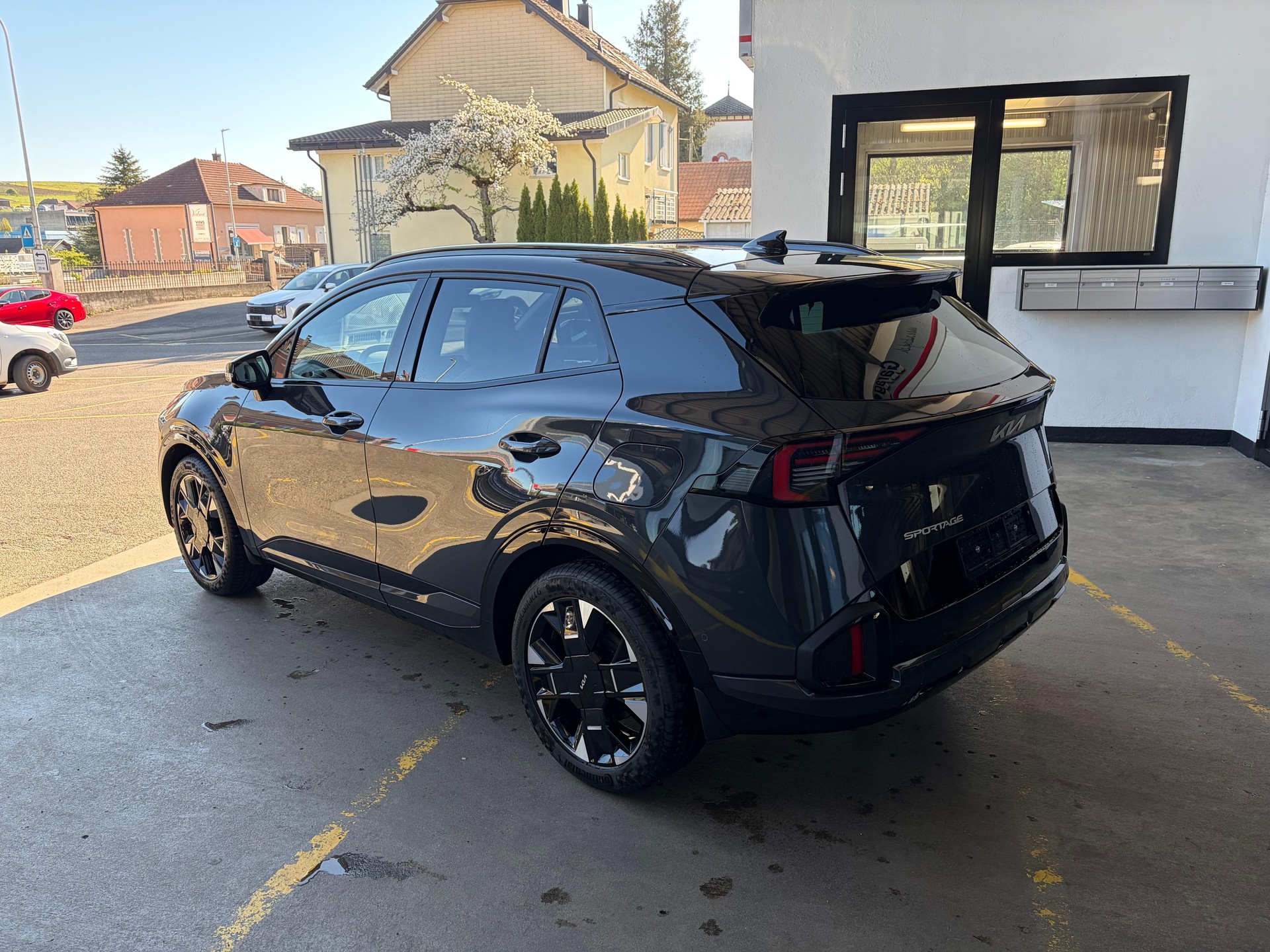 KIA Sportage 1.6 T GT-Line-image-3