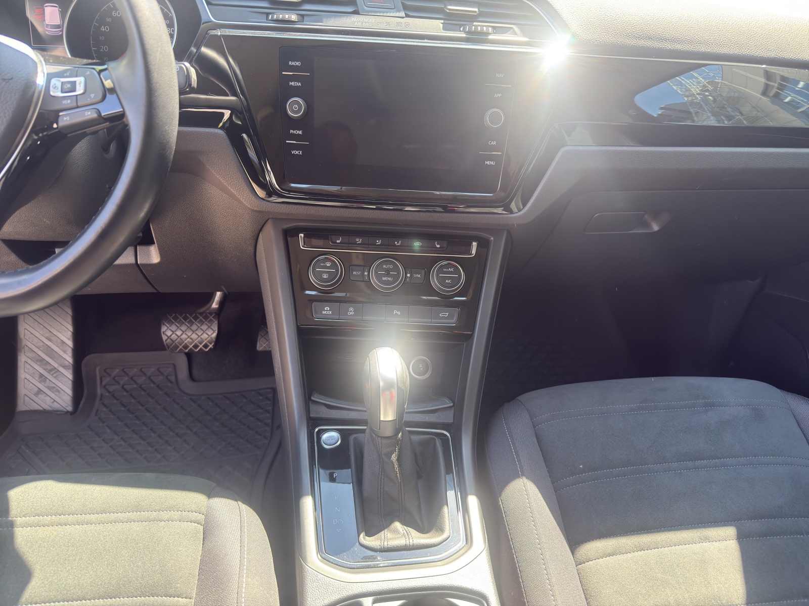 VW Touran 1.5 TSI EVO Highline DSG-image-10