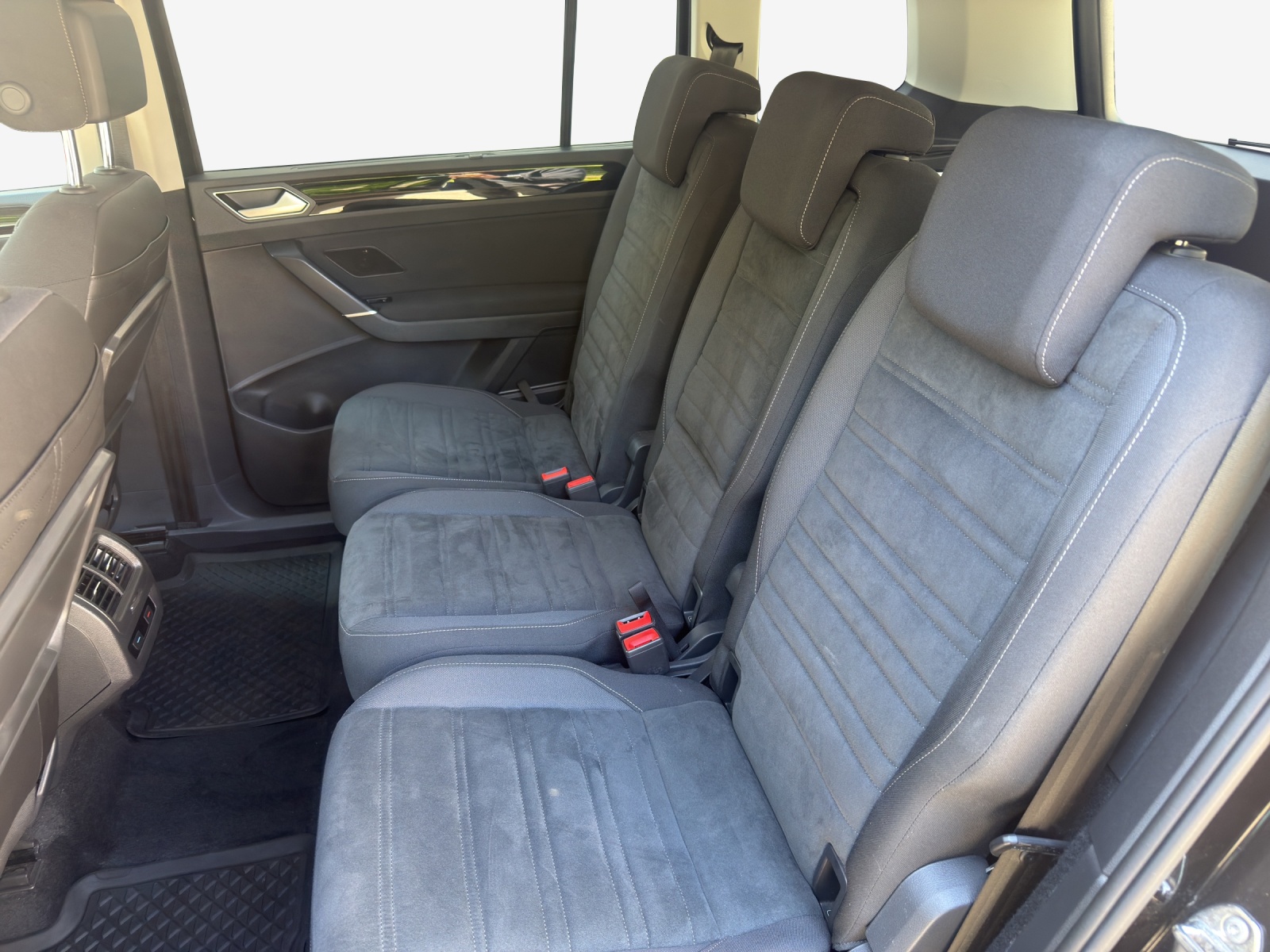 VW Touran 1.5 TSI EVO Highline DSG-image-11