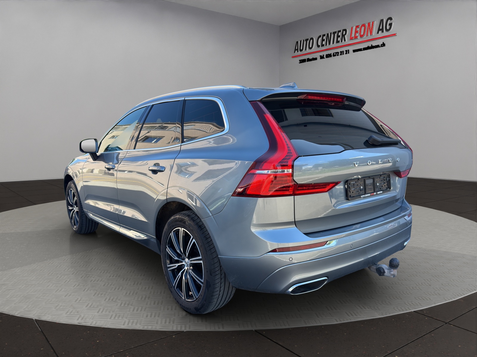 VOLVO XC60 D4 AWD Inscription Geartronic-image-3