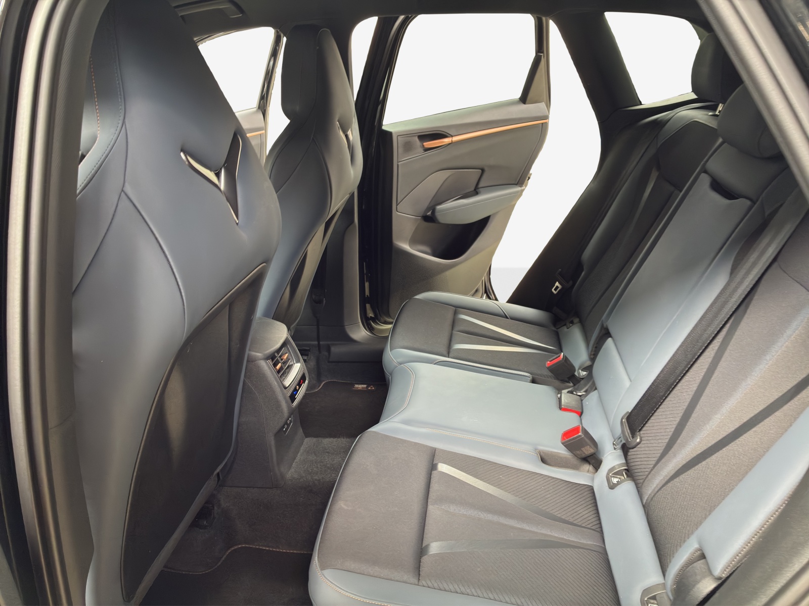CUPRA Terramar 2.0 TSI DSG 4Drive VZ-image-11