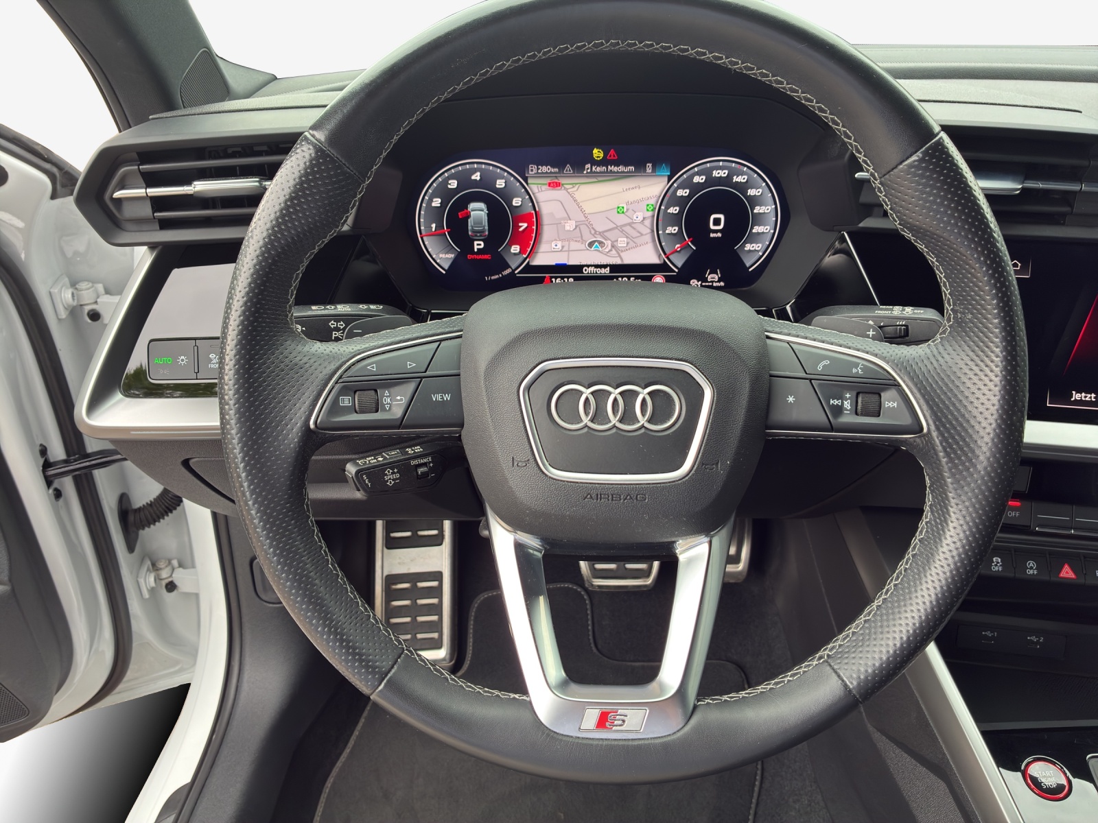 AUDI S3 Sportback 2.0 TFSI quattro S-tronic-image-9
