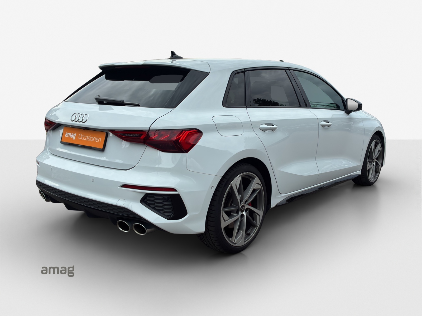 AUDI S3 Sportback 2.0 TFSI quattro S-tronic-image-4