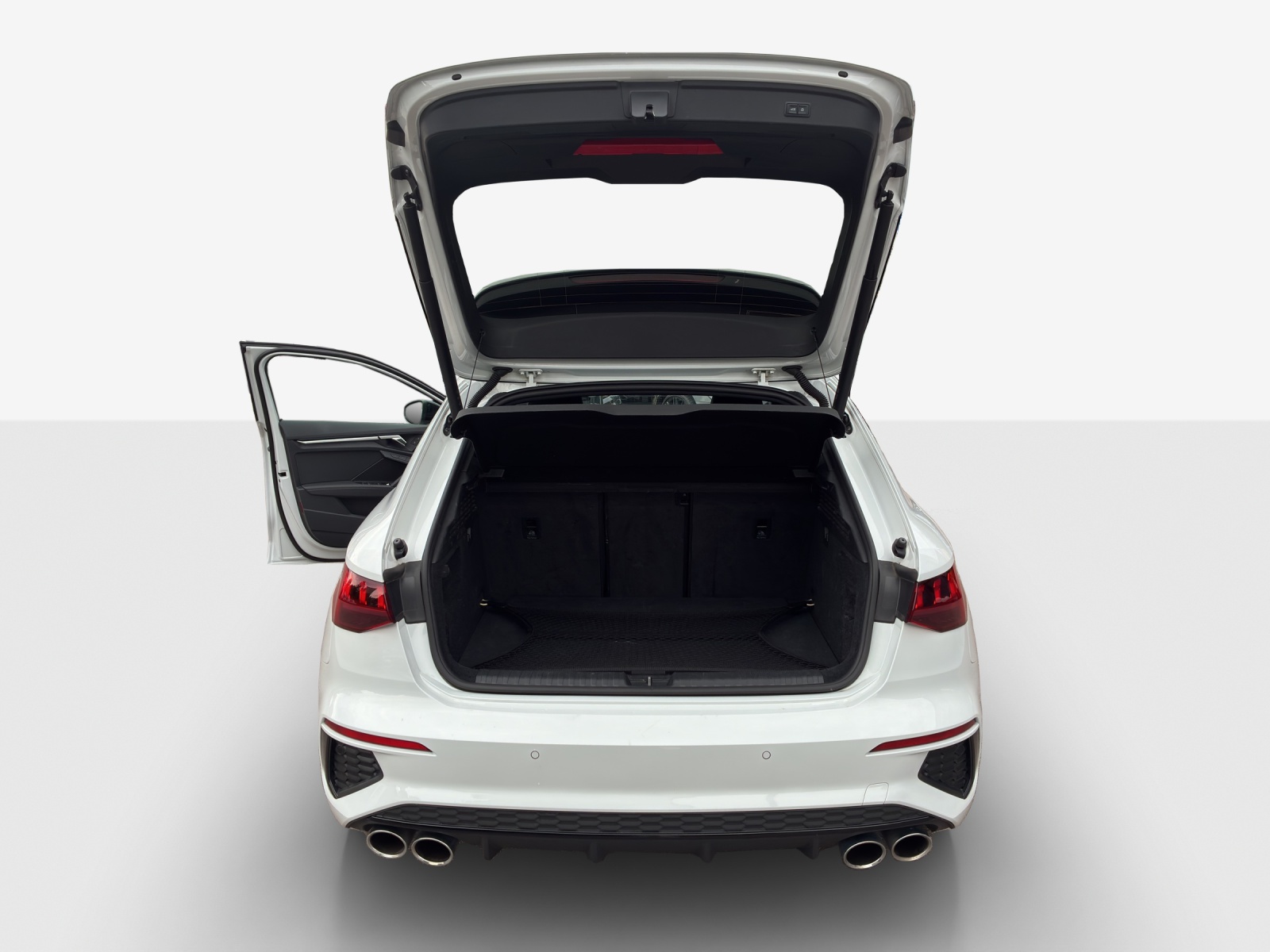 AUDI S3 Sportback 2.0 TFSI quattro S-tronic-image-12