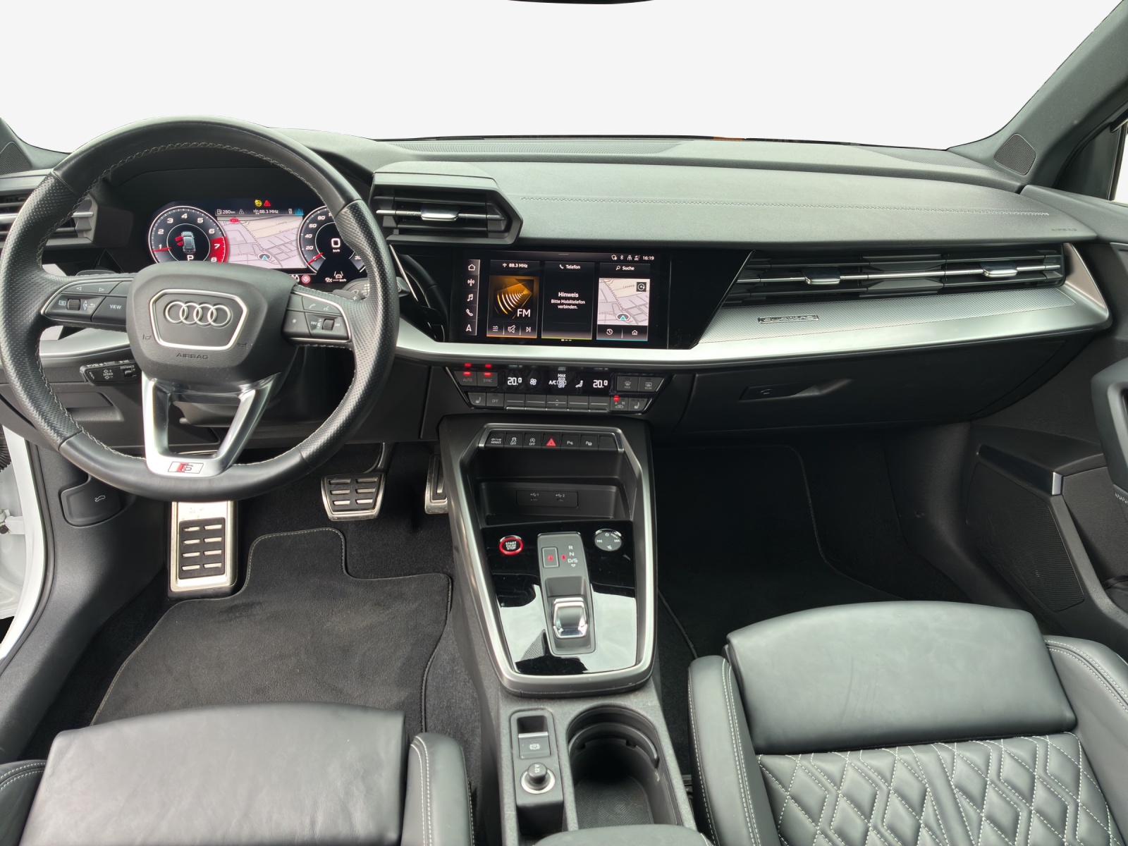 AUDI S3 Sportback 2.0 TFSI quattro S-tronic-image-8