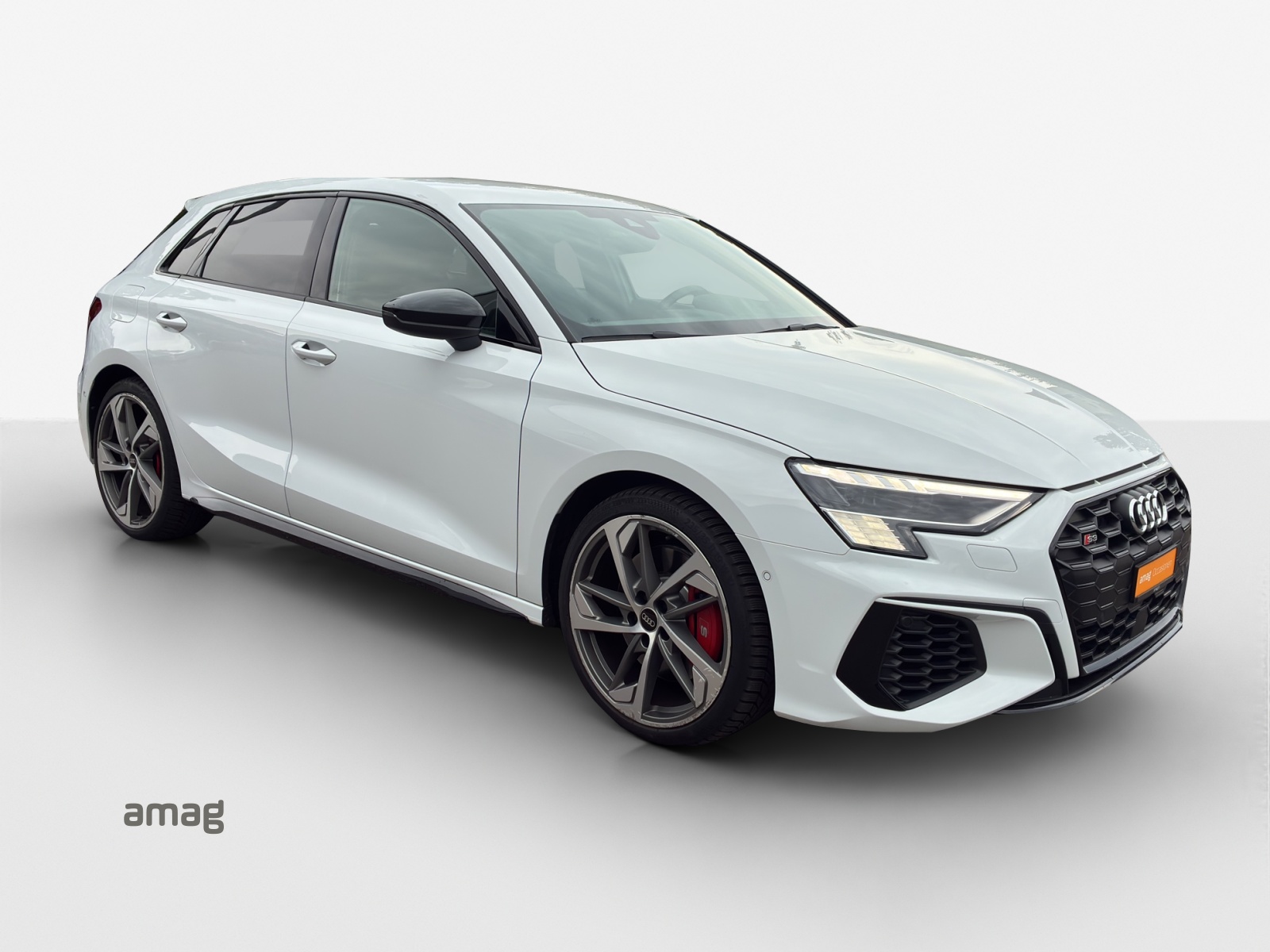 AUDI S3 Sportback 2.0 TFSI quattro S-tronic-image-5