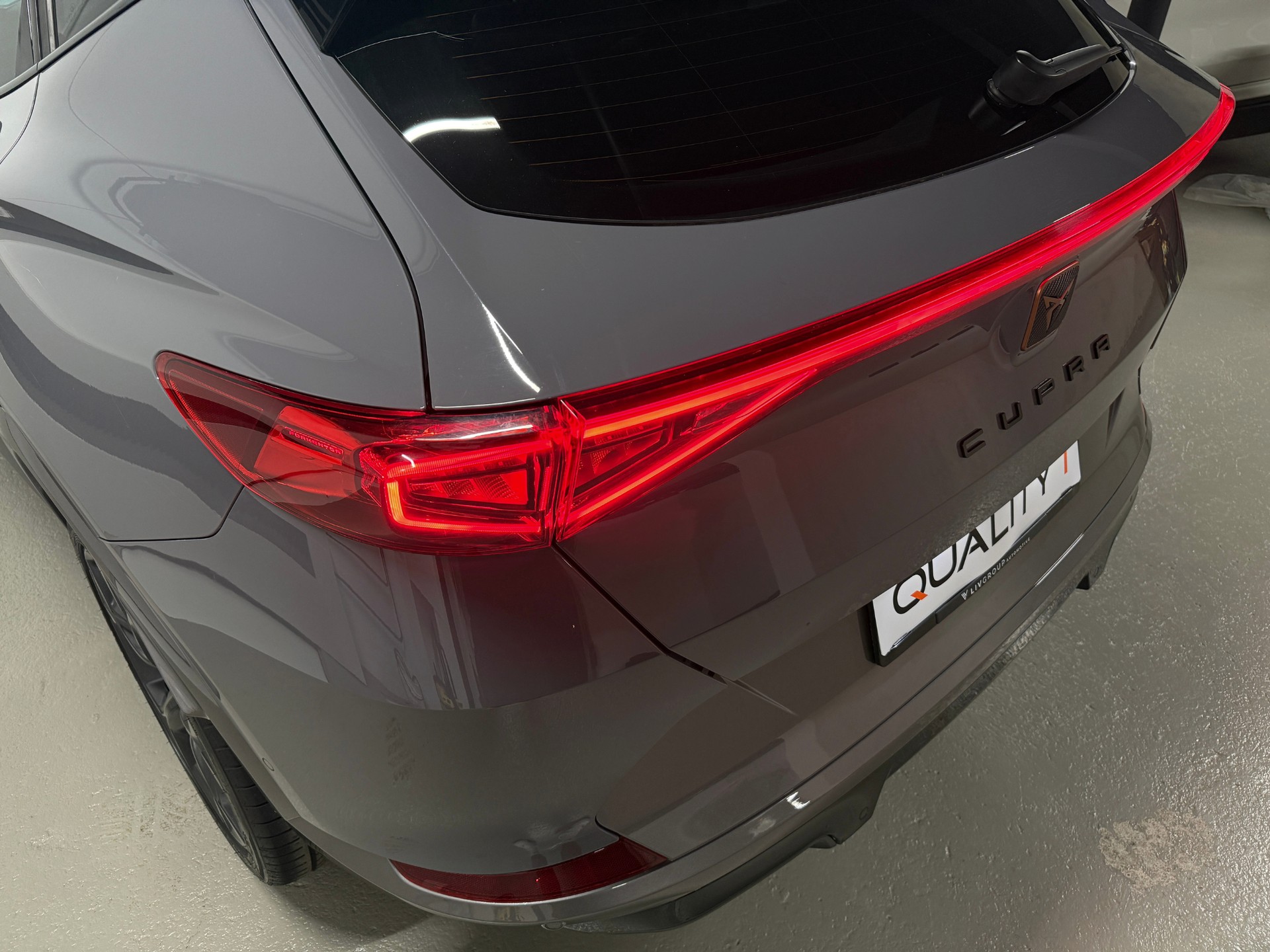 CUPRA Formentor 1.5 TSI DSG-image-7