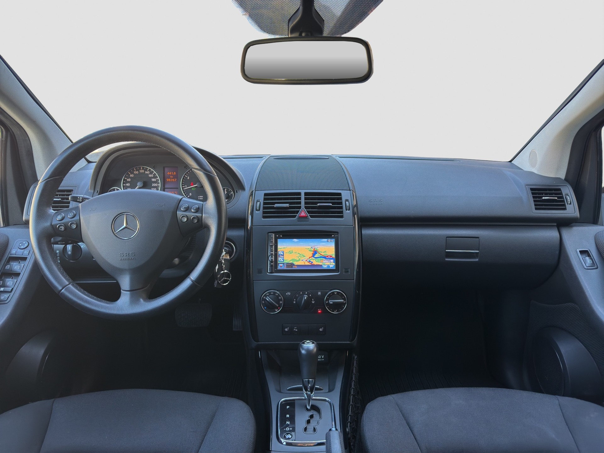 MERCEDES-BENZ A 160 Leader Autotronic-image-3
