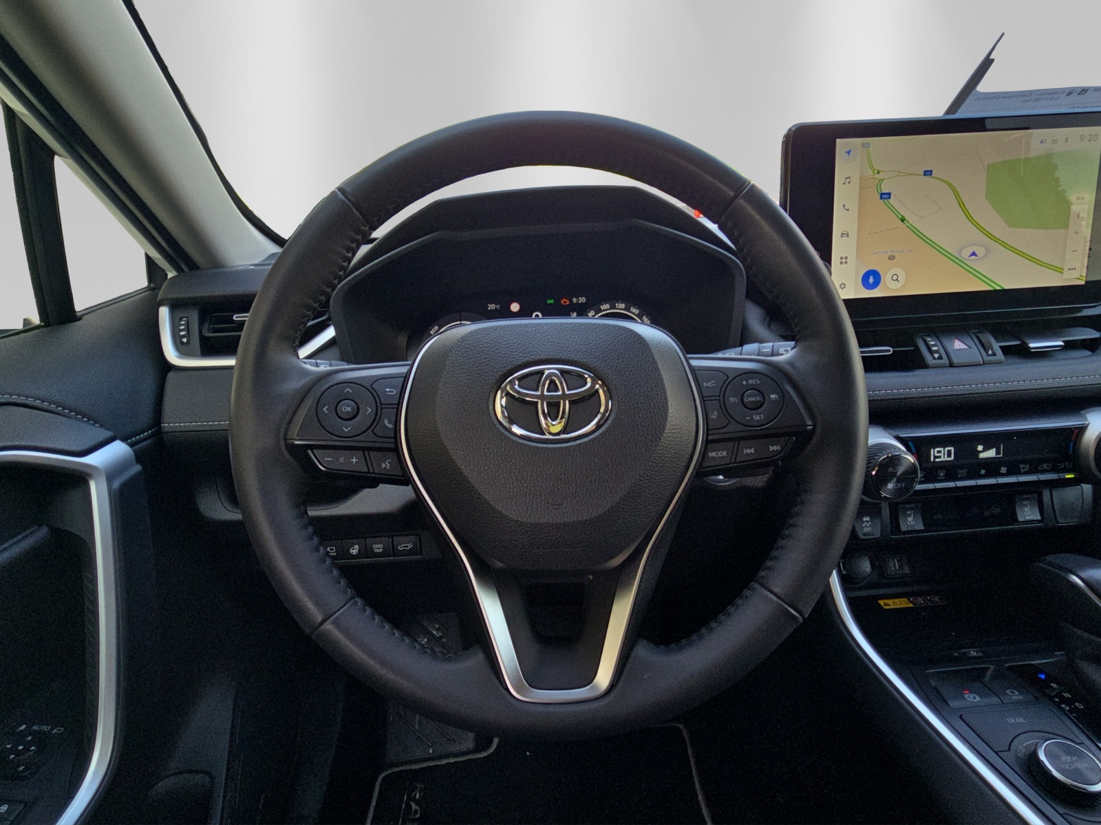 TOYOTA RAV4 2.5 HEV Trend-image-11