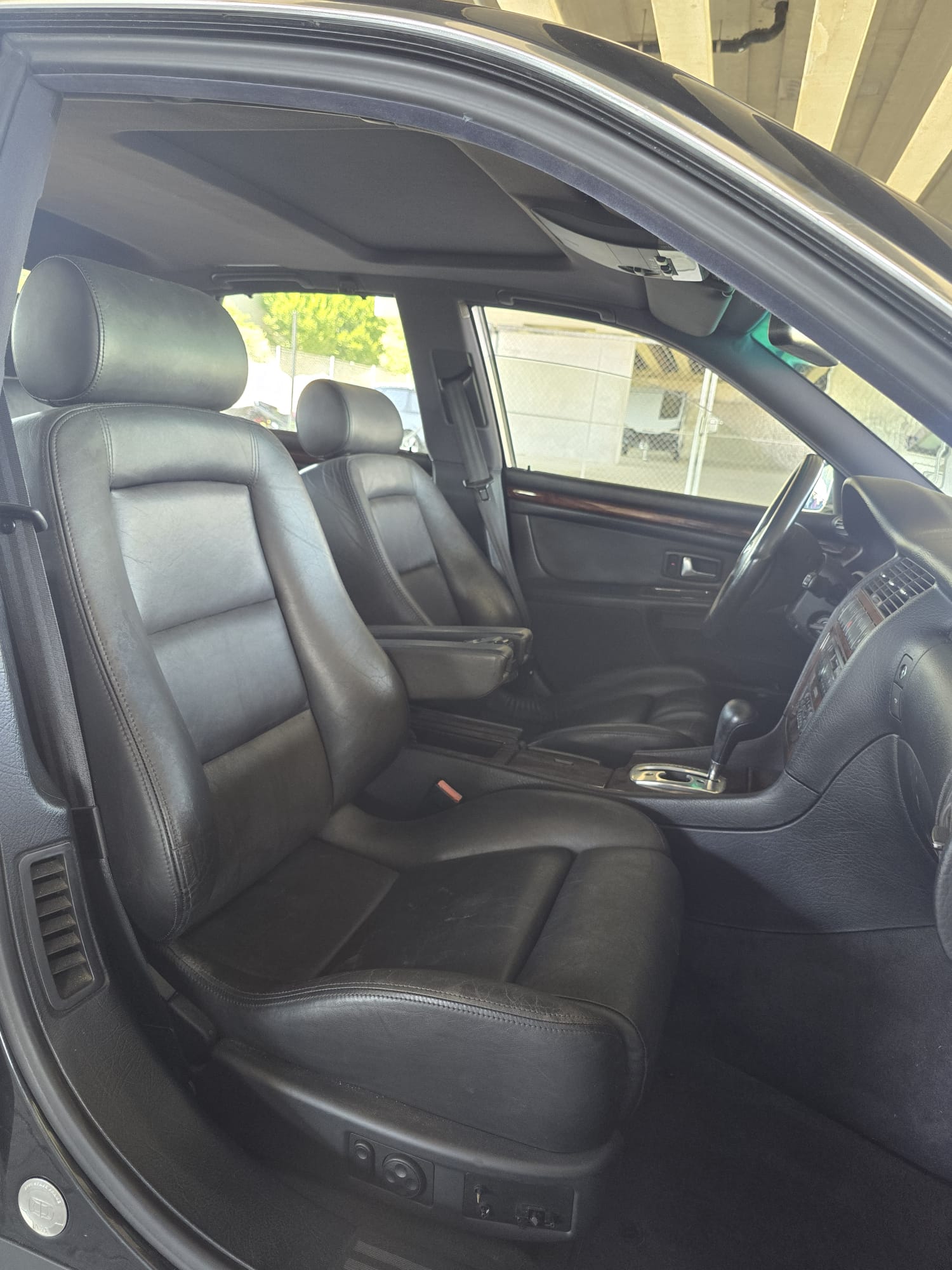 AUDI S8 4.2 quattro ab mfk-image-6