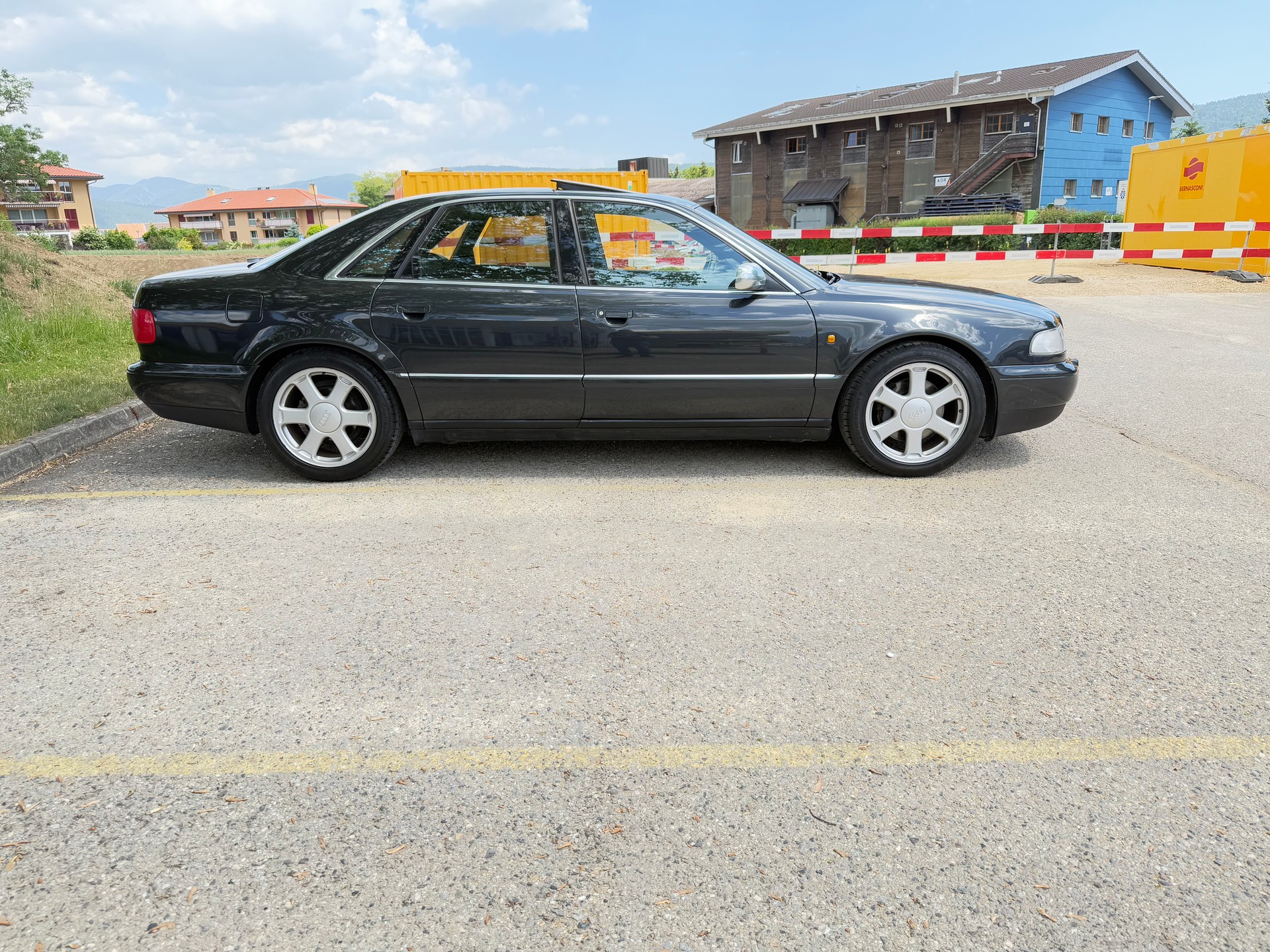 AUDI S8 4.2 quattro ab mfk-image-9