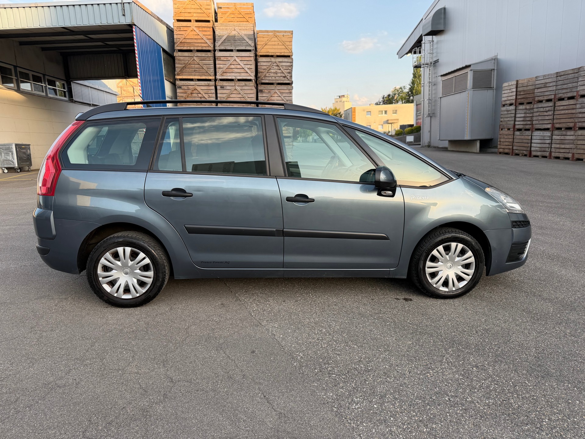 CITROEN Grand C4 Picasso 1.6i 16V Attraction-image-4