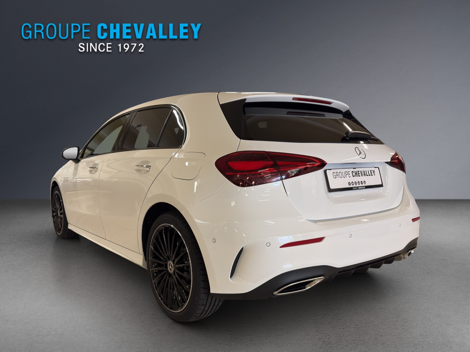 MERCEDES-BENZ A 250 e EQ Star-image-2