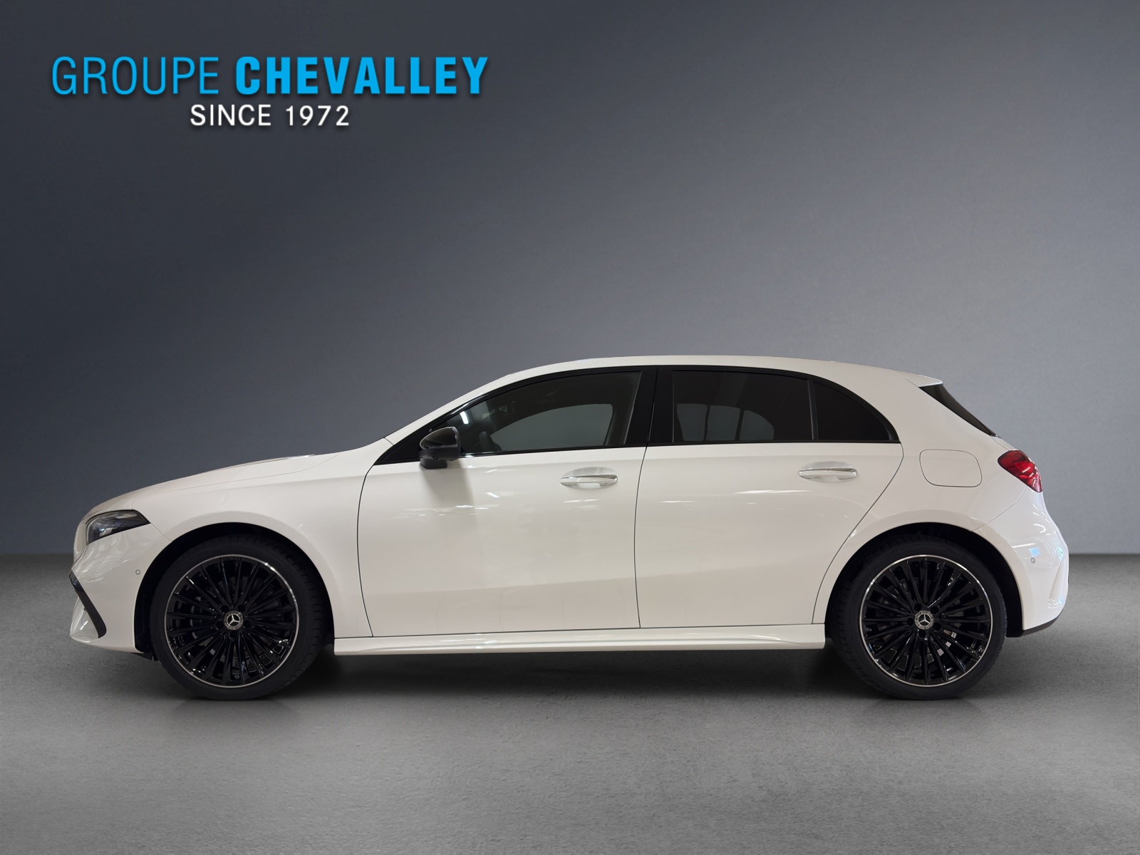 MERCEDES-BENZ A 250 e EQ Star-image-1