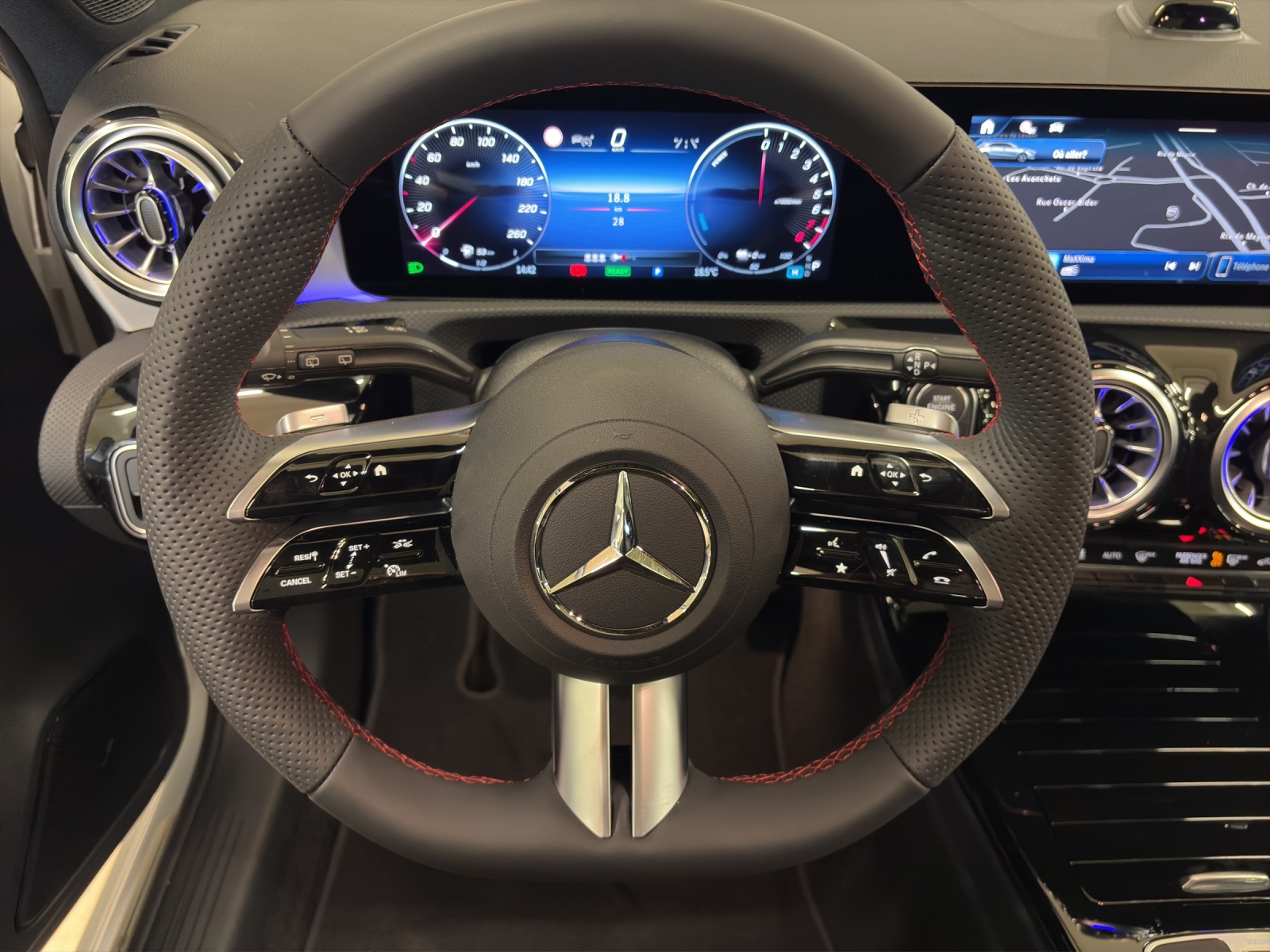 MERCEDES-BENZ A 250 e EQ Star-image-6