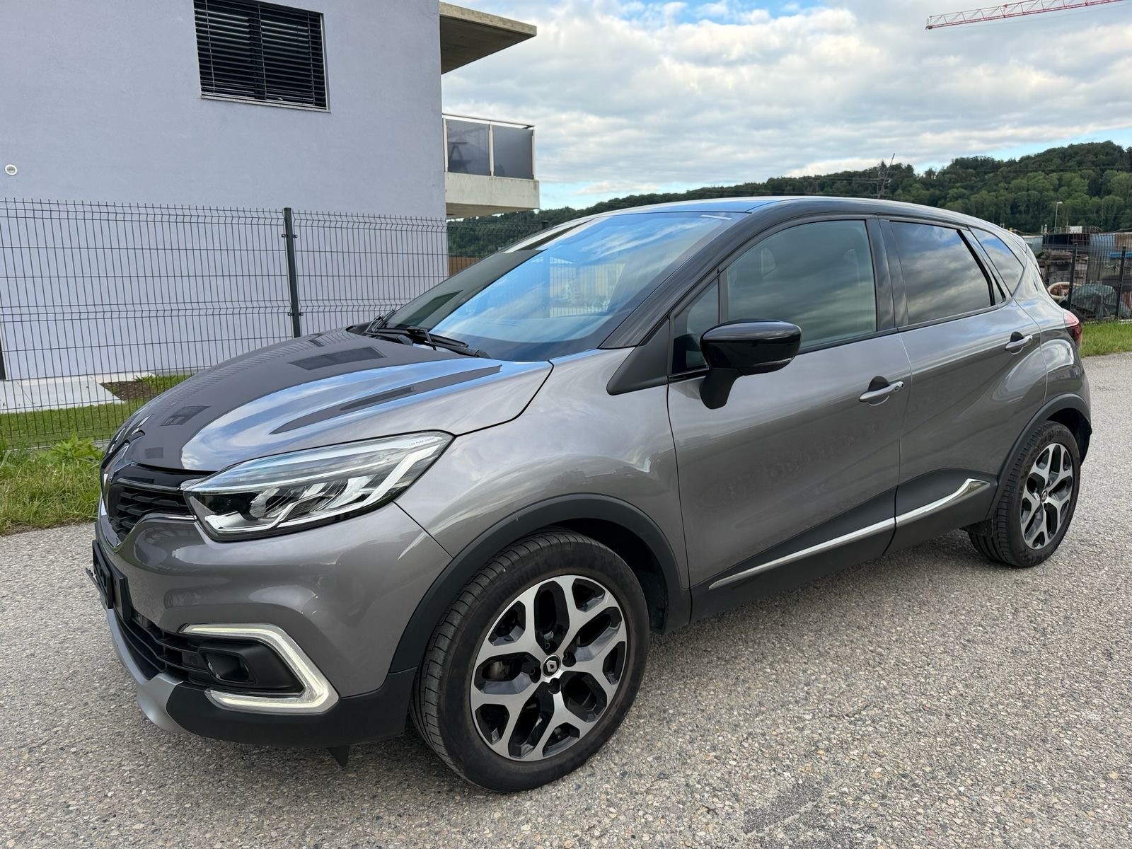 RENAULT Captur 1.2 T 16V Intens EDC-image-2