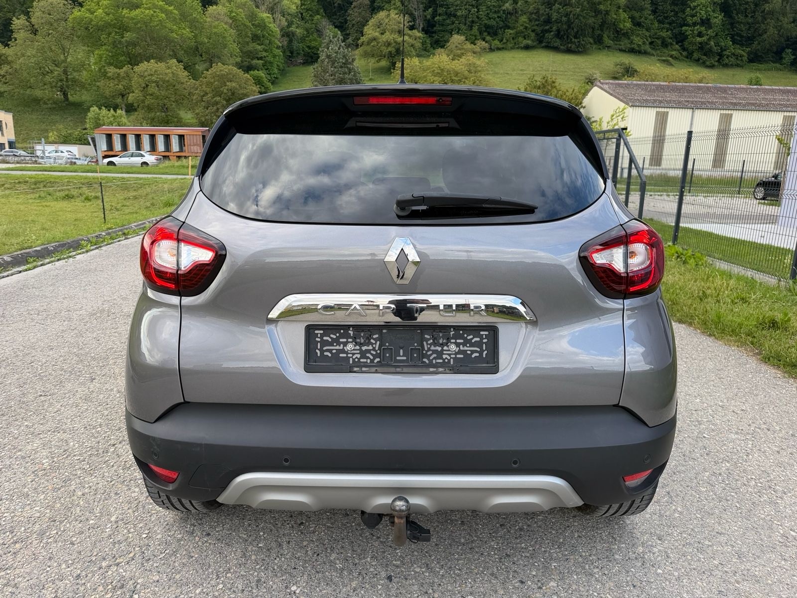RENAULT Captur 1.2 T 16V Intens EDC-image-5