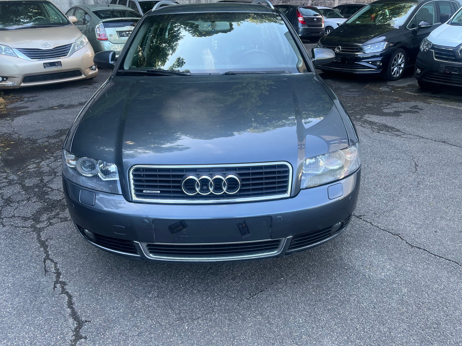 AUDI A4 Avant 2.5 TDI quattro-image-0