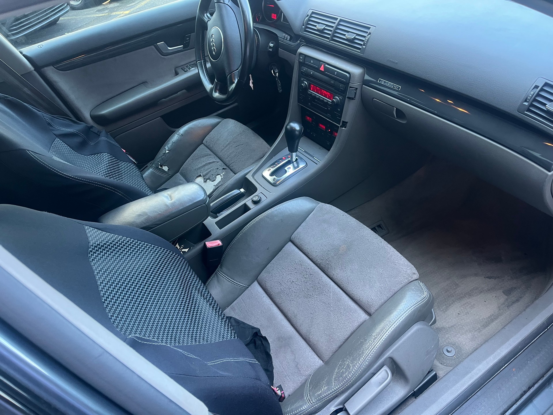 AUDI A4 Avant 2.5 TDI quattro-image-7