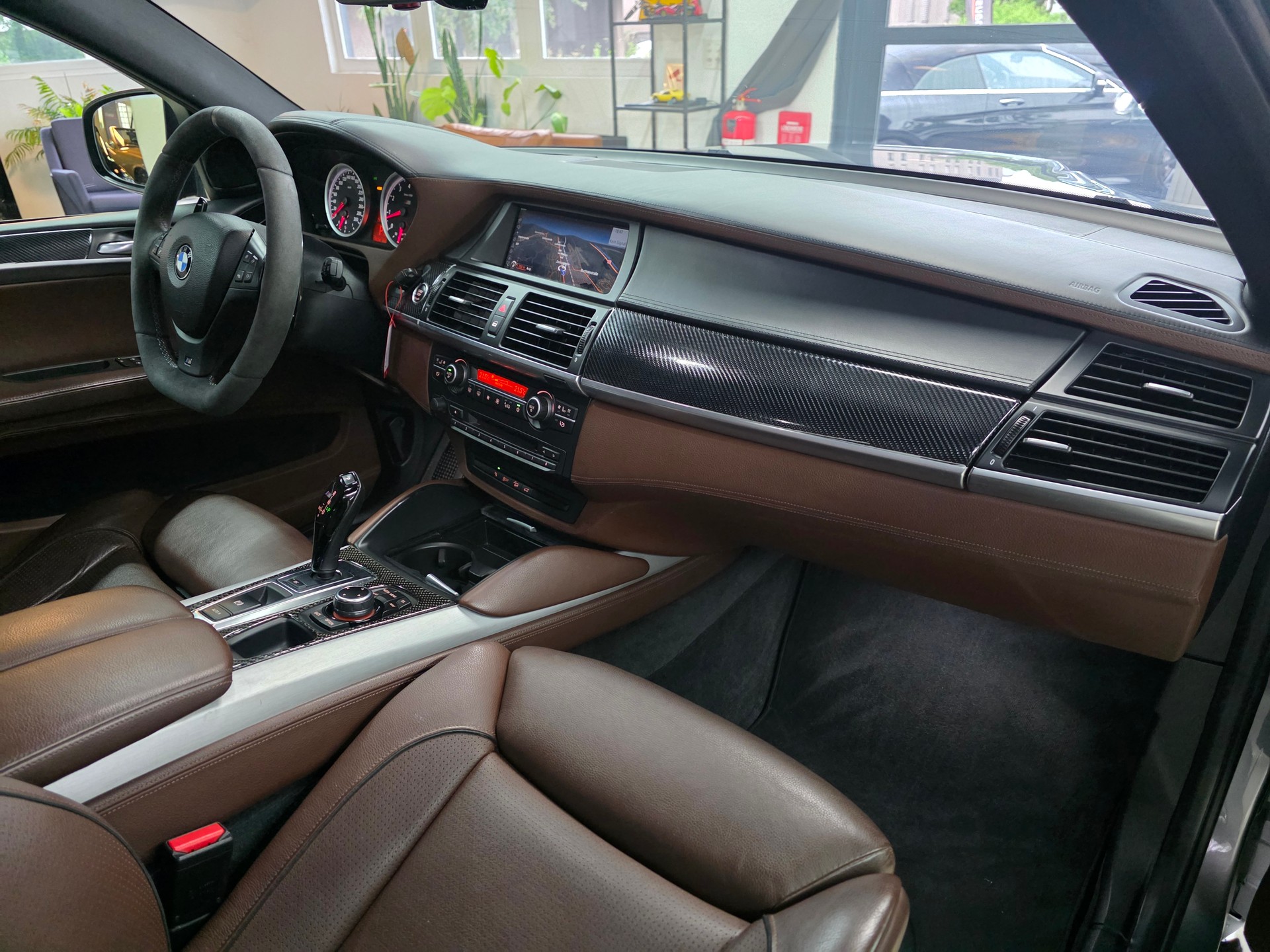 BMW X6 M Steptronic Individual-image-8