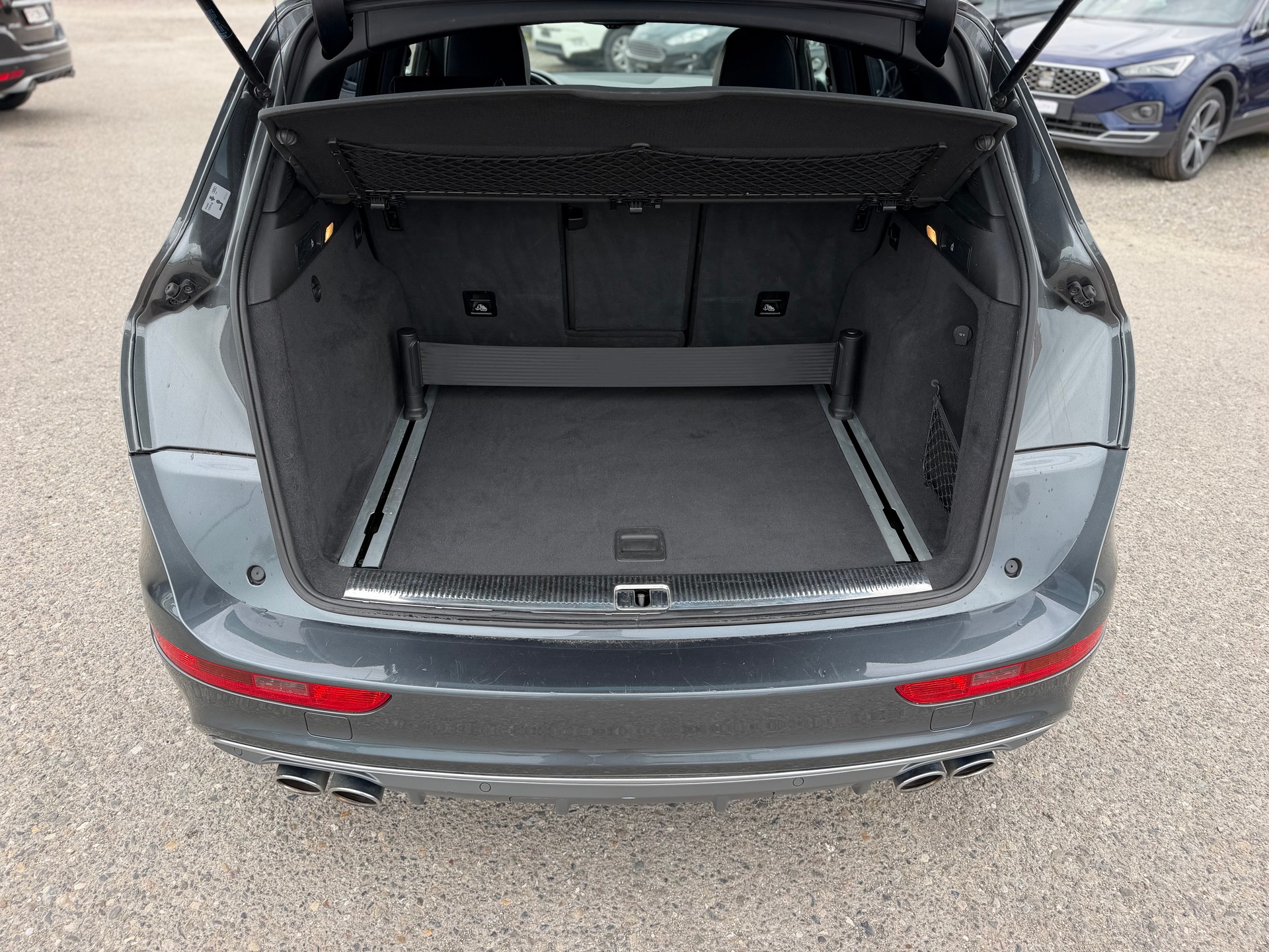 AUDI SQ5 3.0 TDI quattro tiptronic-image-8