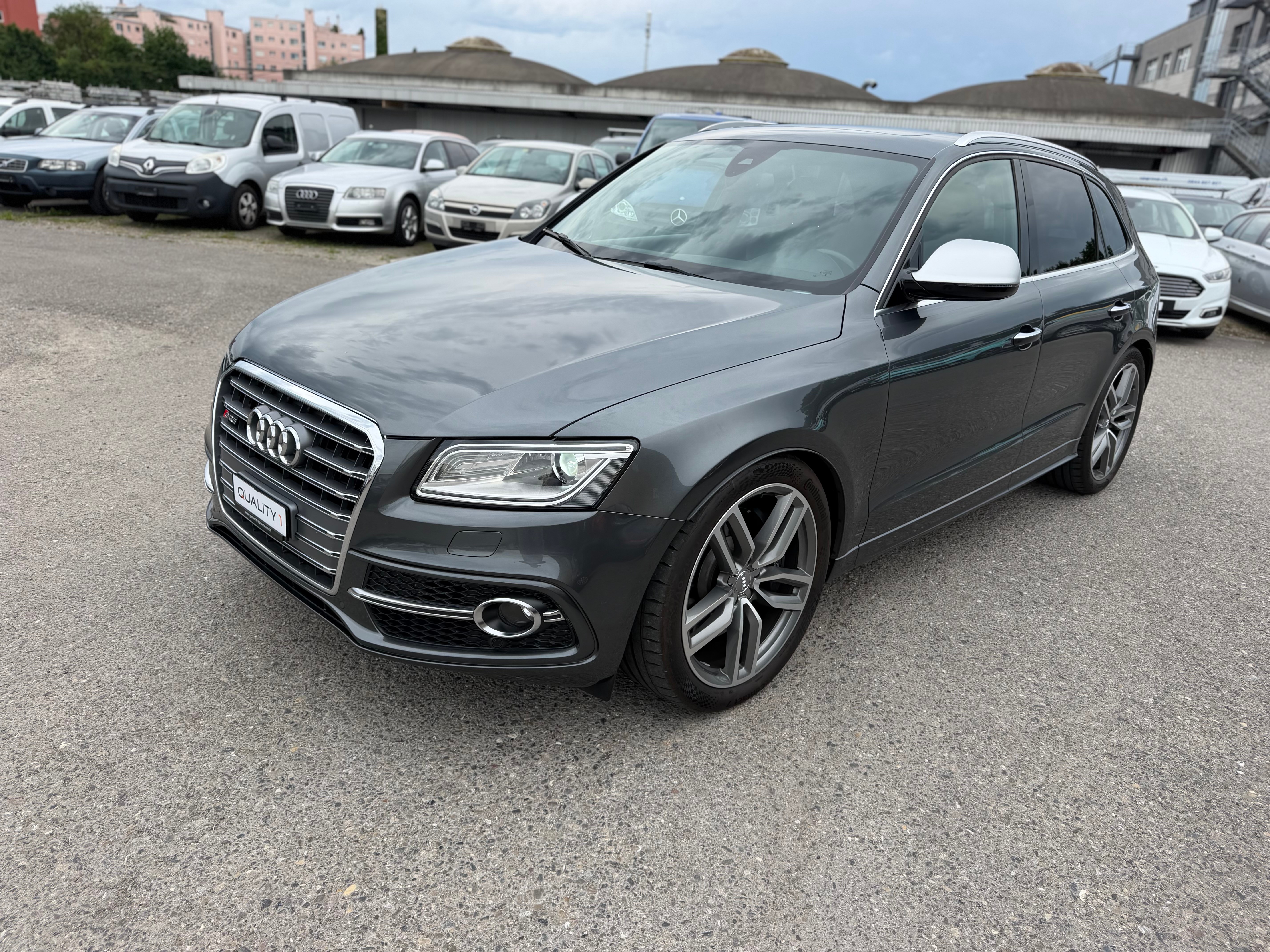 Car photo