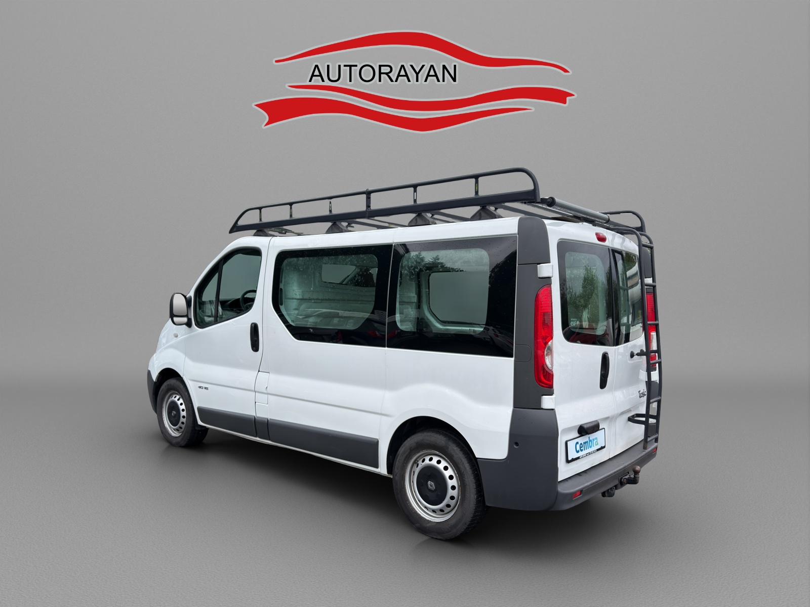 RENAULT Trafic 2.0 dCi 115 2.9t L1H1-image-5