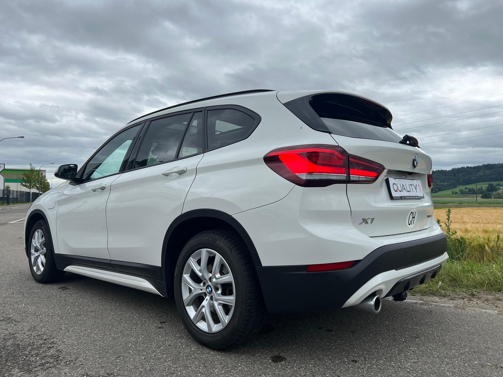 BMW X1 xDrive 25e Sport Line Steptronic-image-9