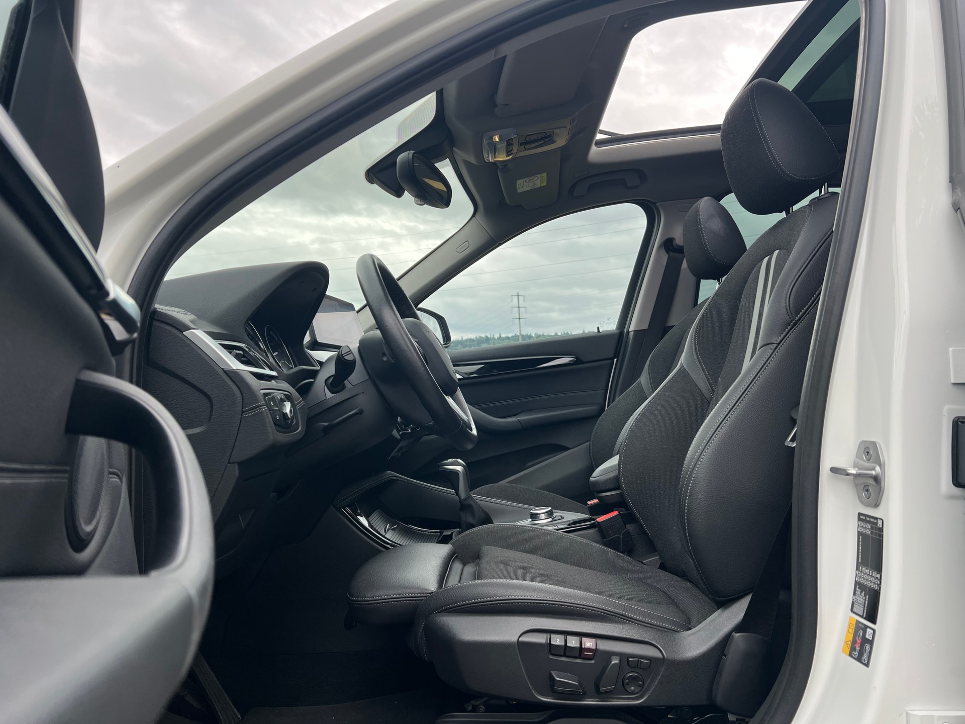 BMW X1 xDrive 25e Sport Line Steptronic-image-24