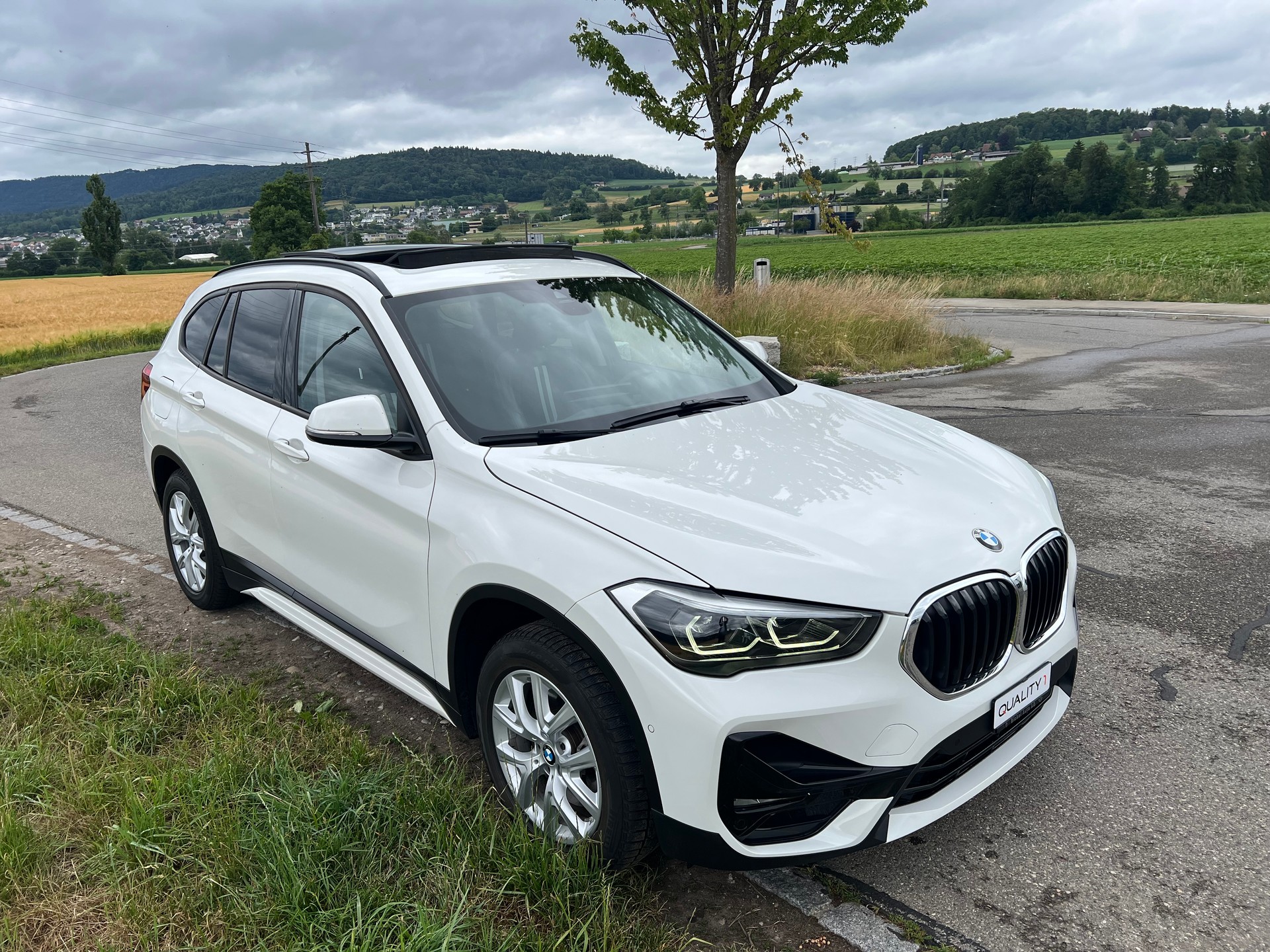 BMW X1 xDrive 25e Sport Line Steptronic-image-4
