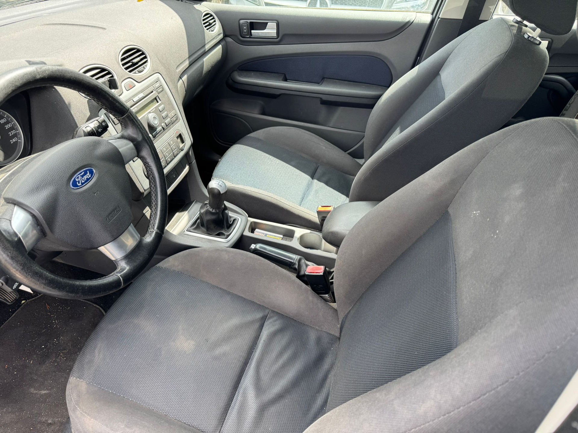 FORD Focus 1.6 TDCi Carving-image-4