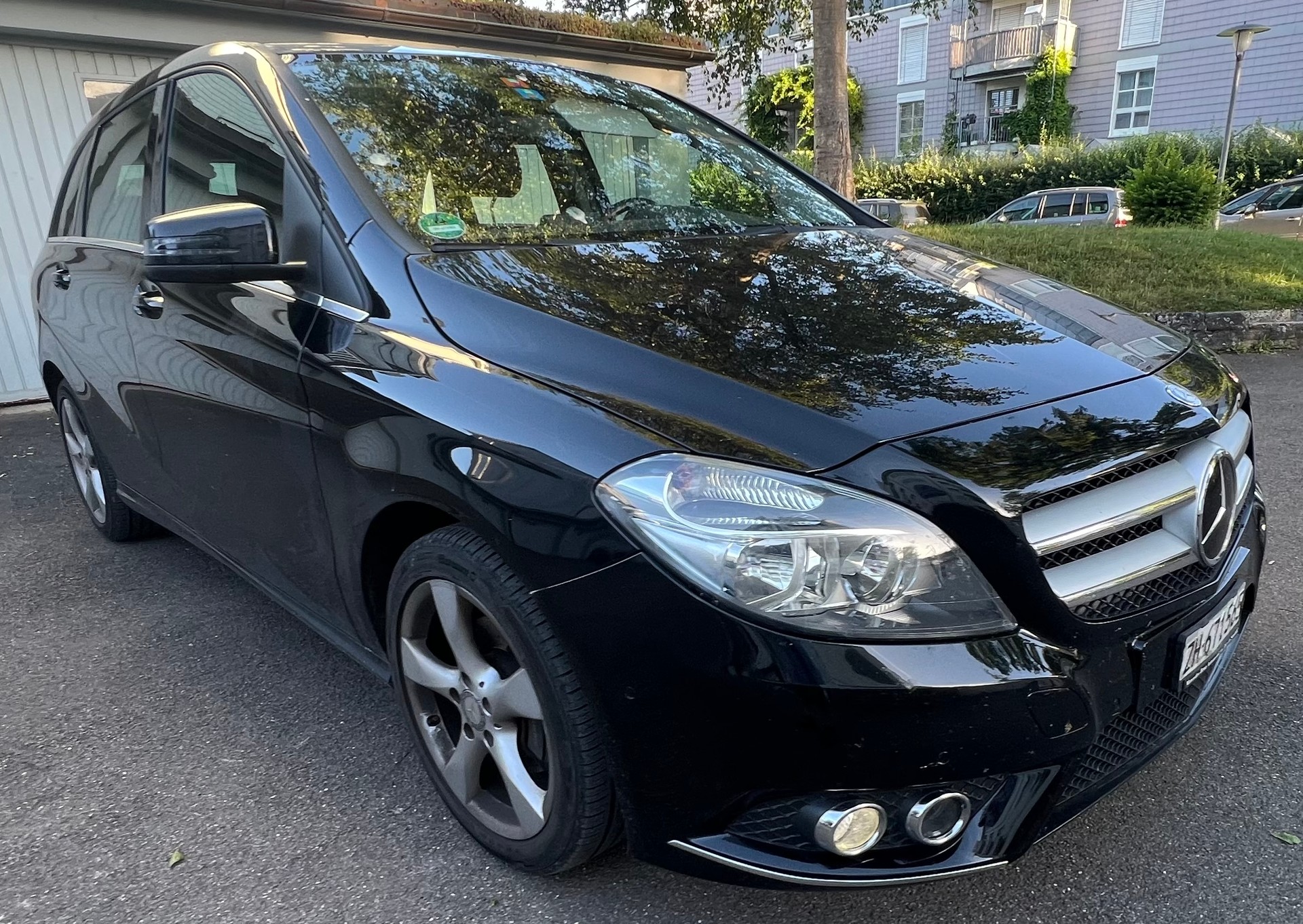 MERCEDES-BENZ B 200 7G-DCT-image-1