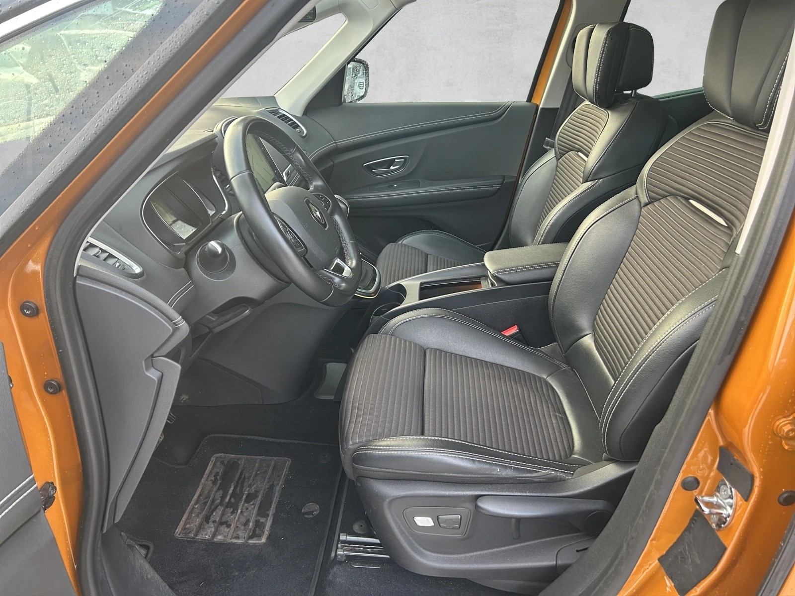 RENAULT Scénic 1.6 dCi Bose EDC-image-18