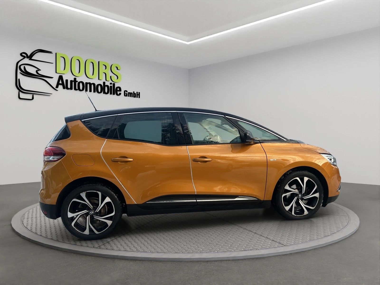 RENAULT Scénic 1.6 dCi Bose EDC-image-4