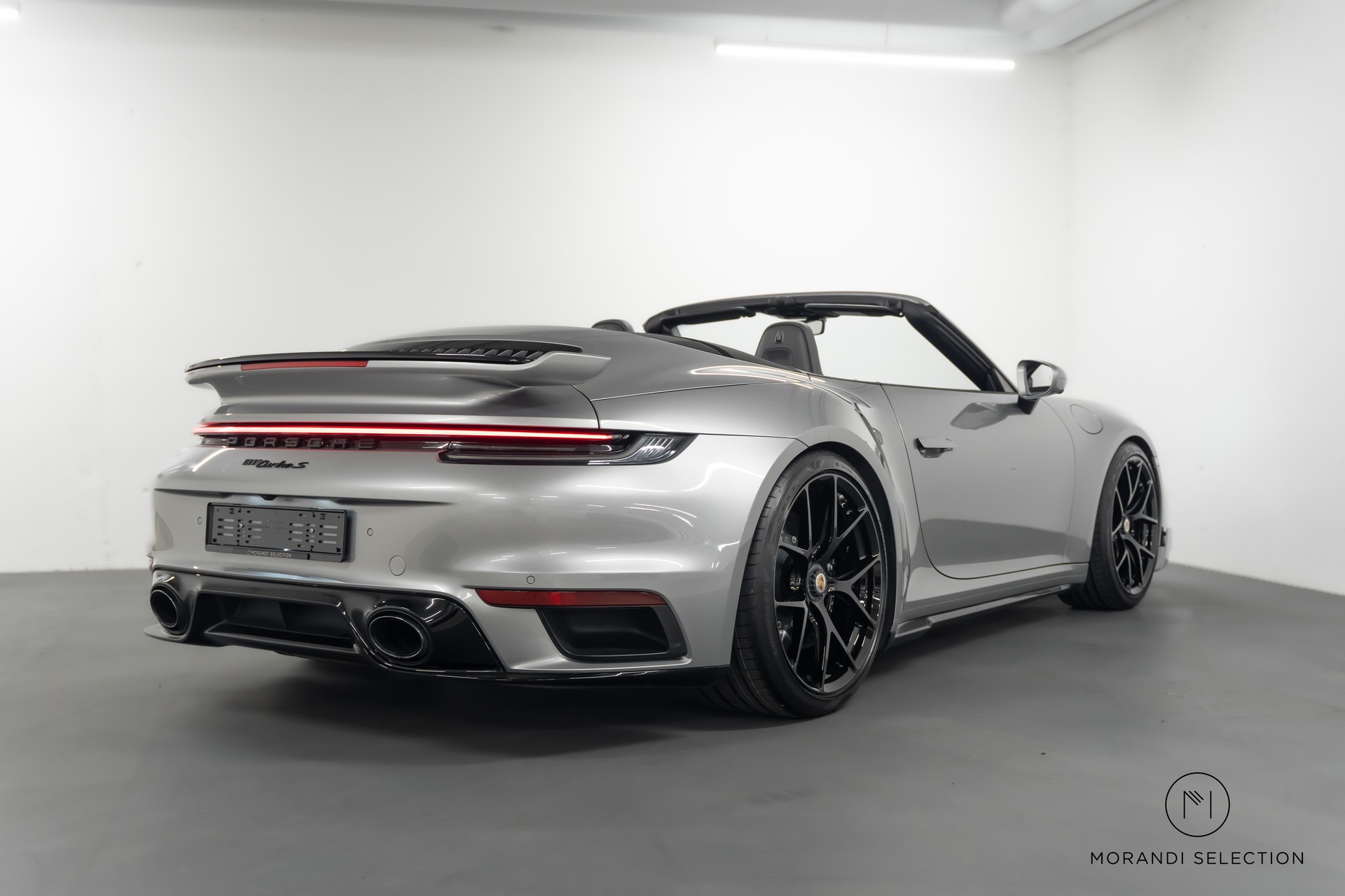 PORSCHE 911 Cabriolet 3.7 Turbo S PDK-image-3